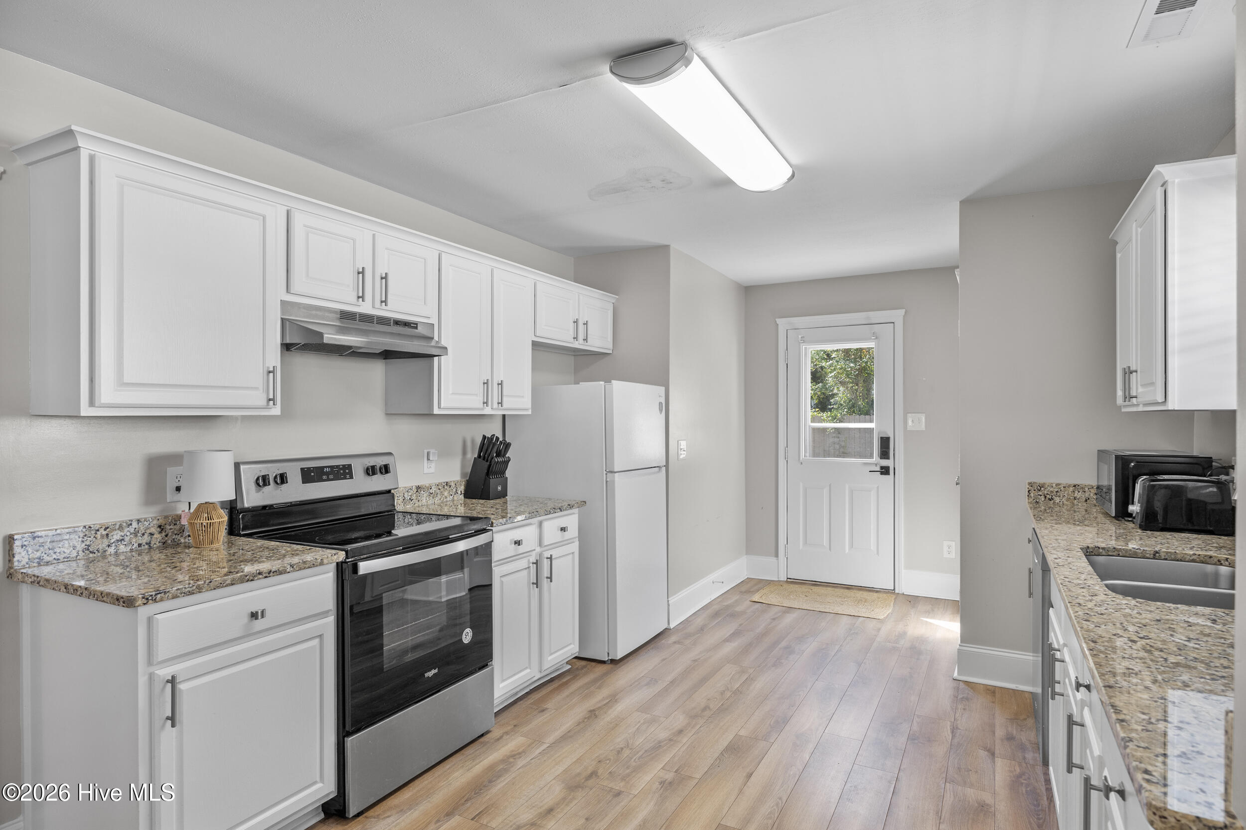 1112 S 10th Street Property Photo 6