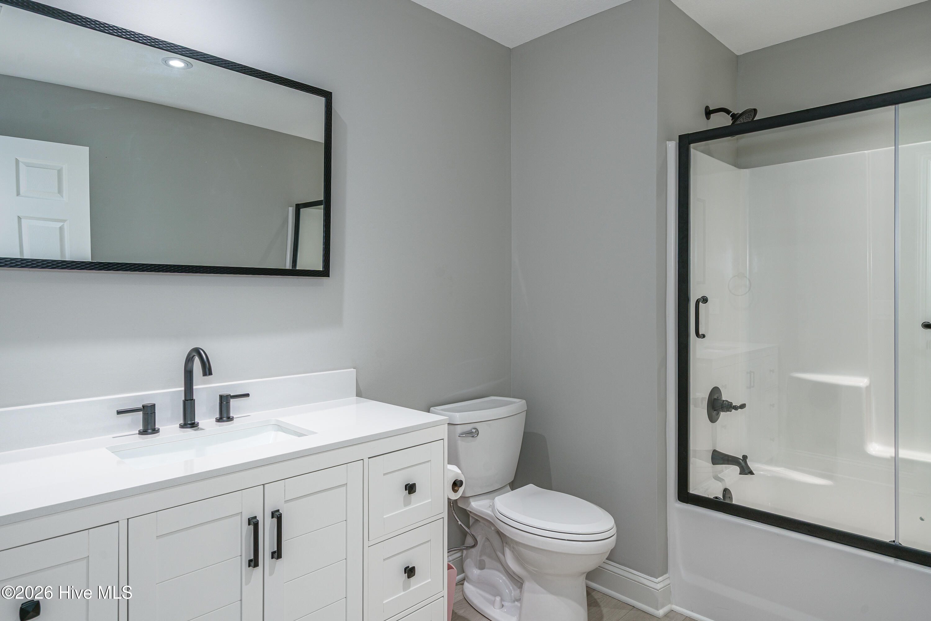 300 Sherwood Forest Drive Property Photo 36