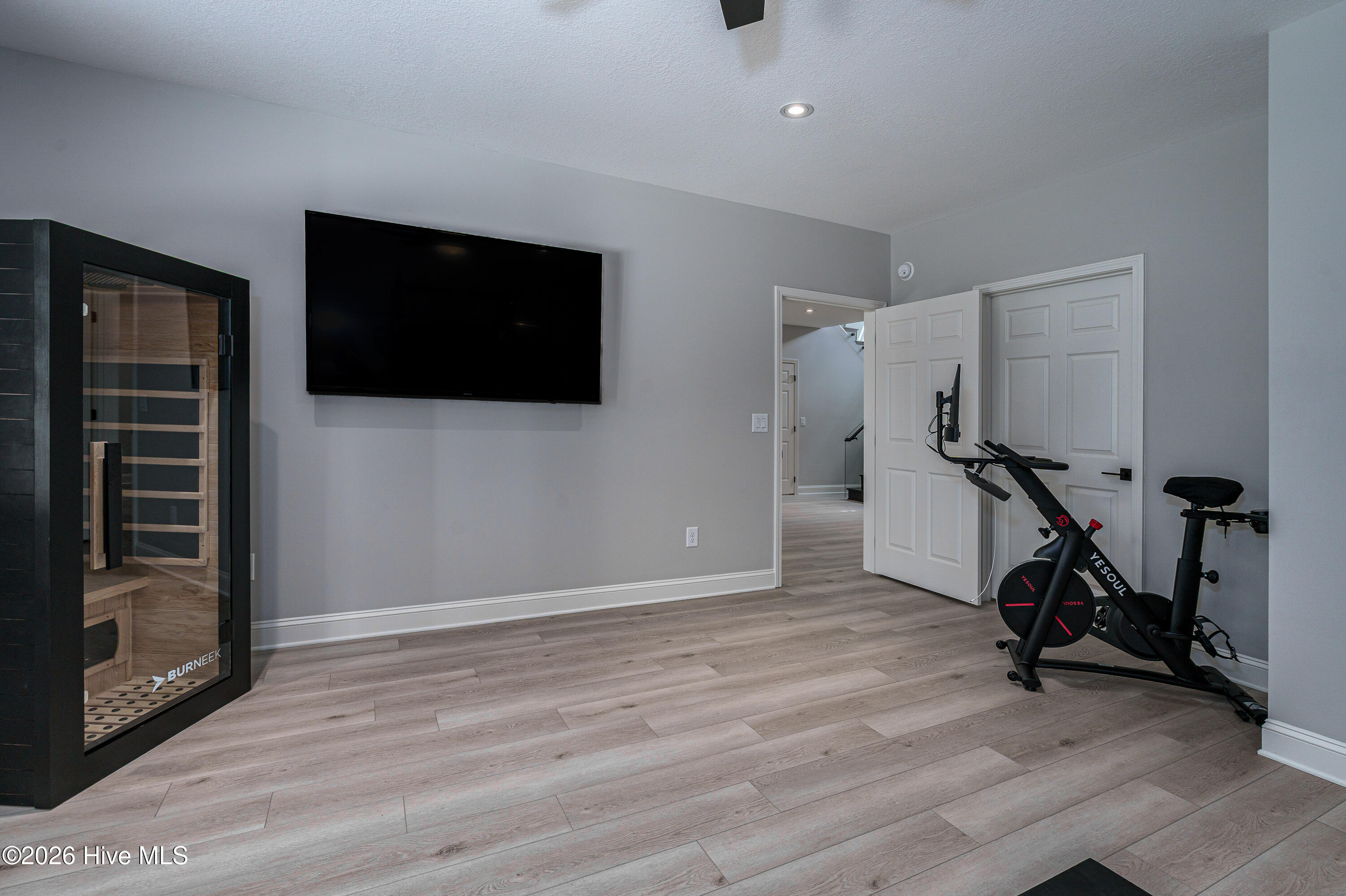 300 Sherwood Forest Drive Property Photo 46