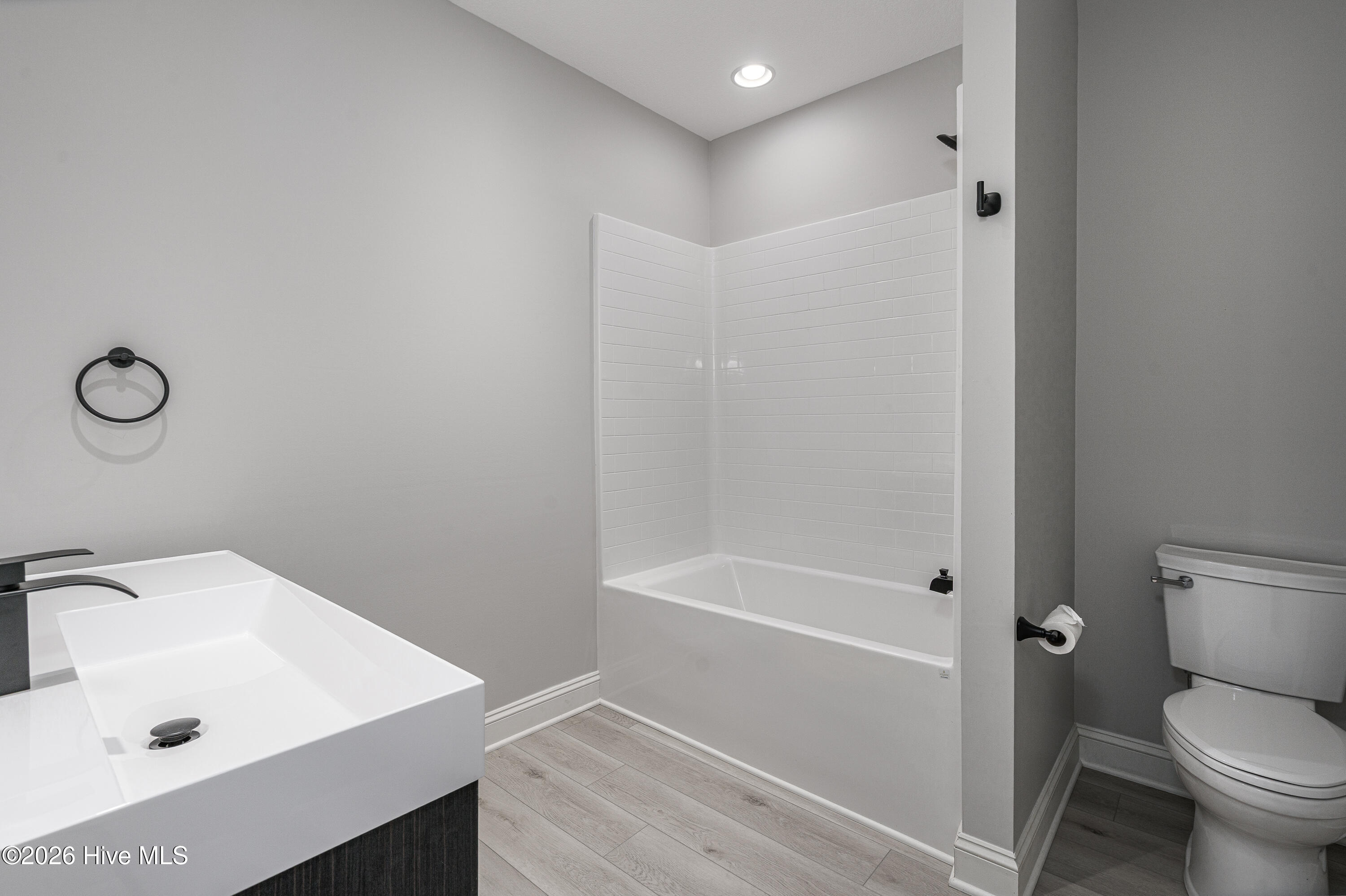 300 Sherwood Forest Drive Property Photo 47