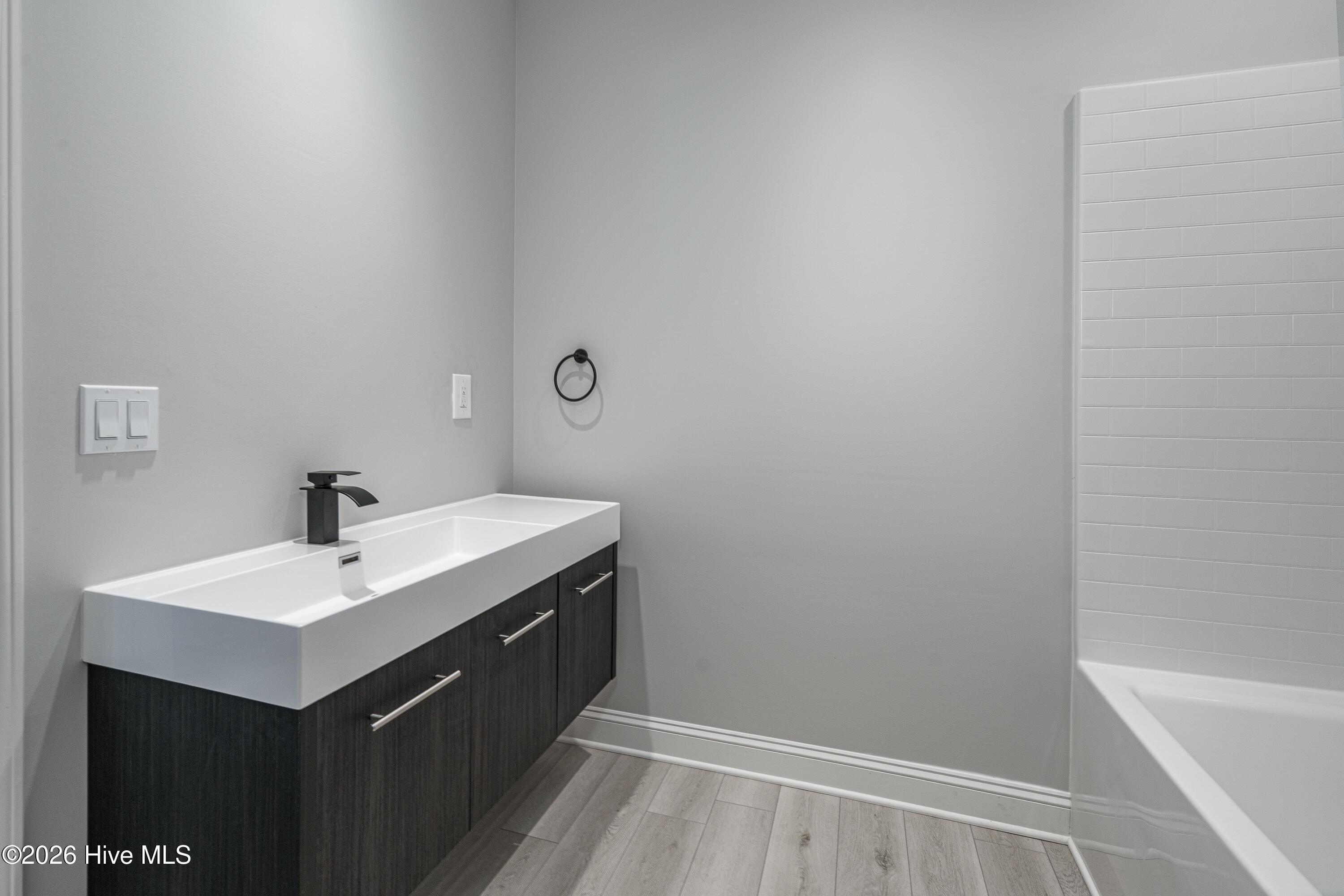 300 Sherwood Forest Drive Property Photo 48