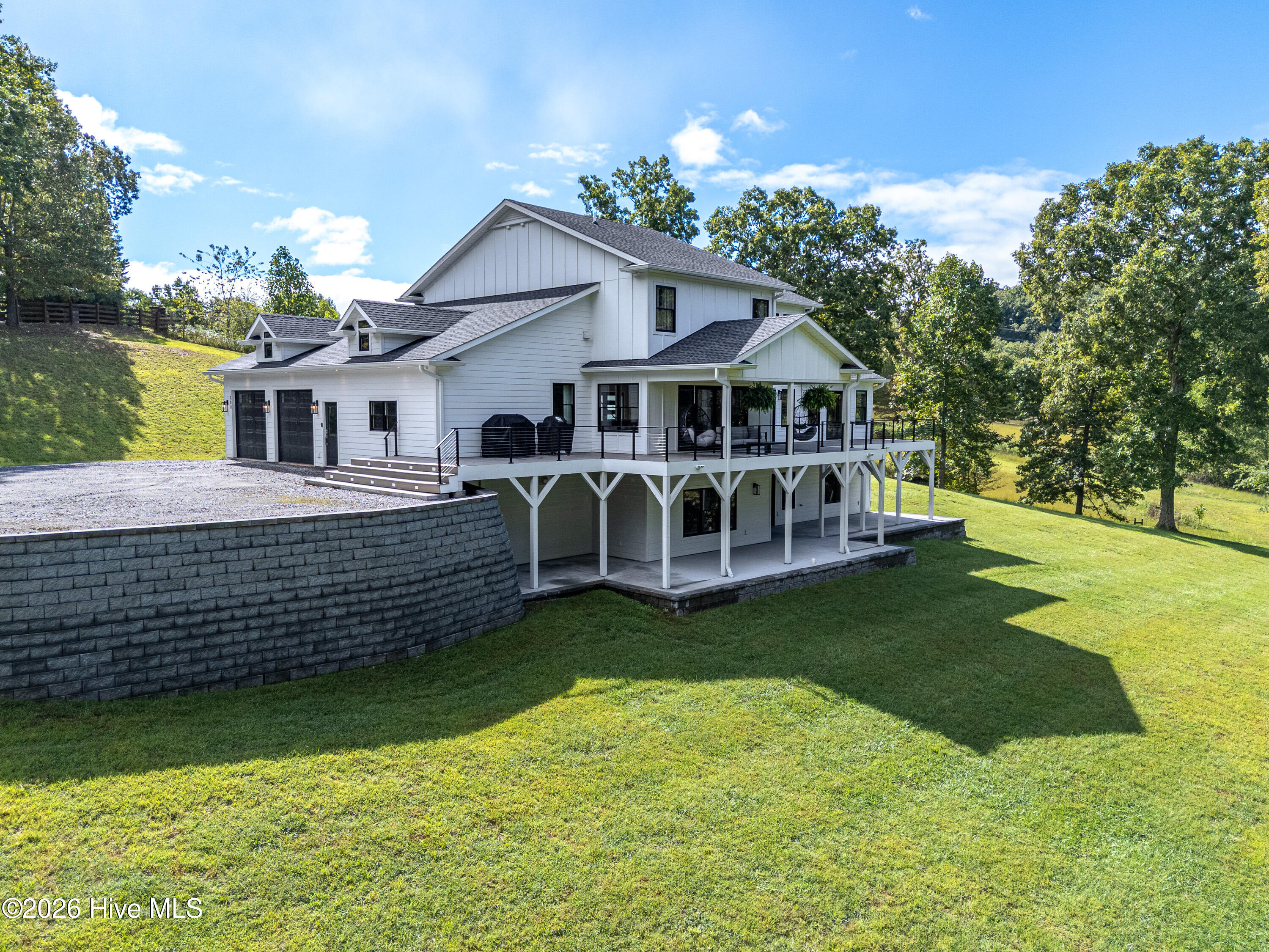 300 Sherwood Forest Drive Property Photo 62