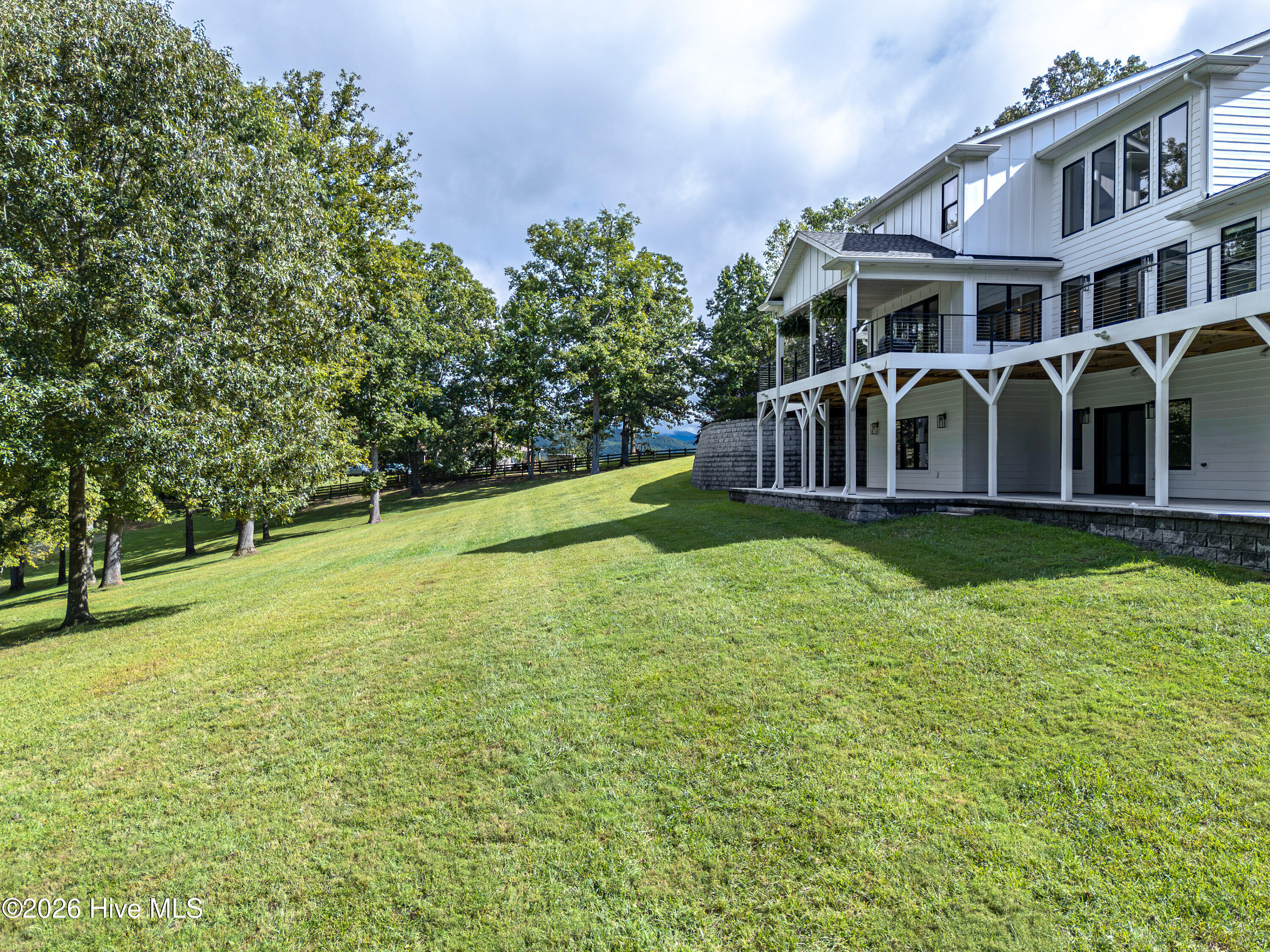 300 Sherwood Forest Drive Property Photo 65