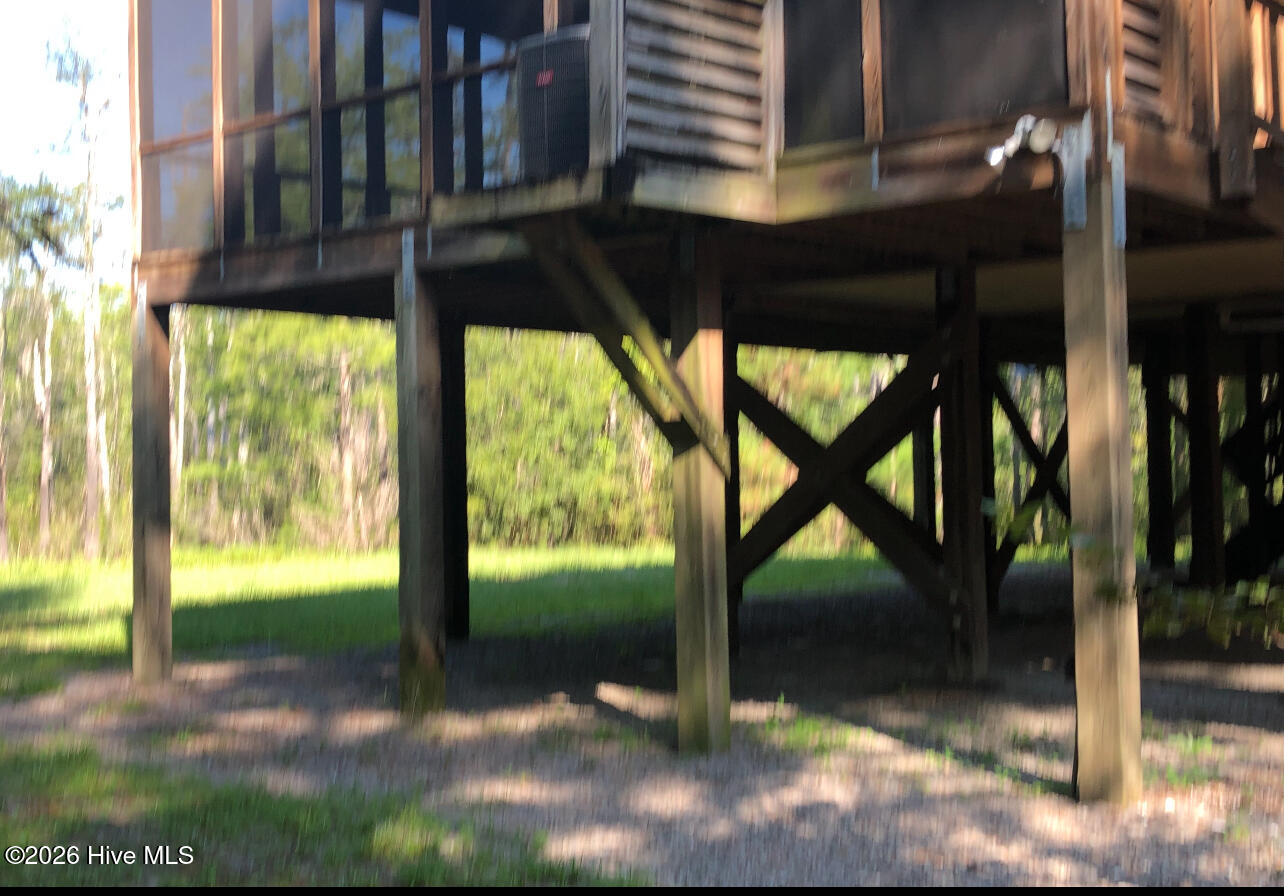 940 Lacers Way Property Photo 6