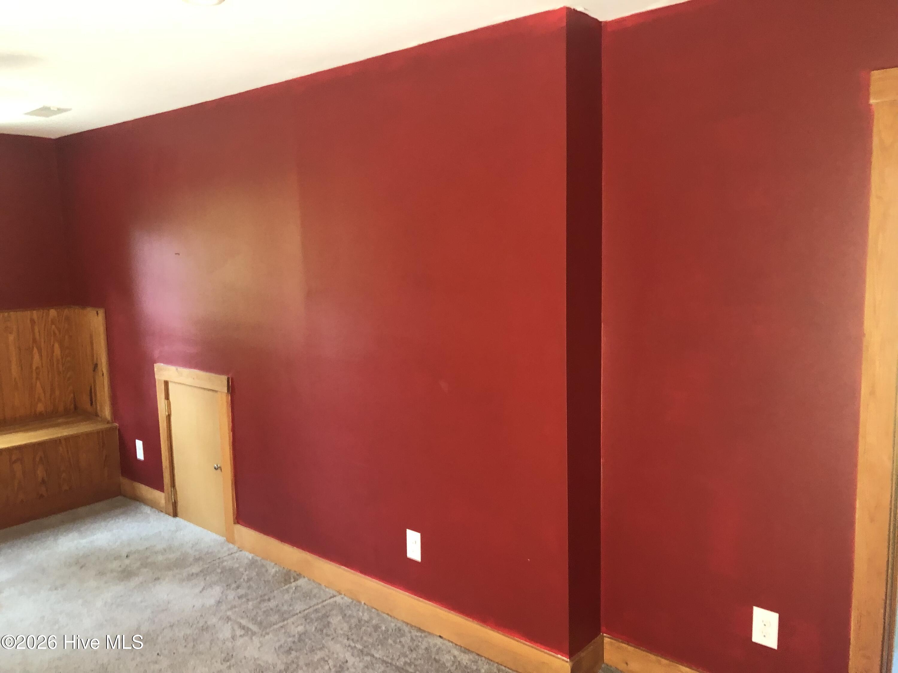 940 Lacers Way Property Photo 15