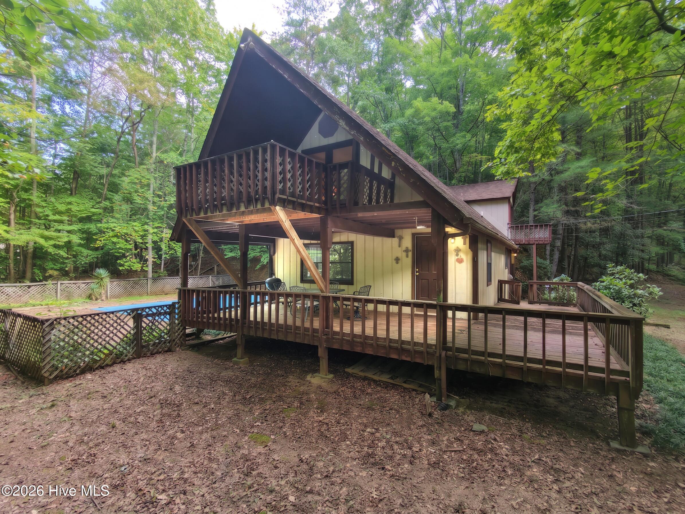 613 Collett Creek Road Property Photo 1
