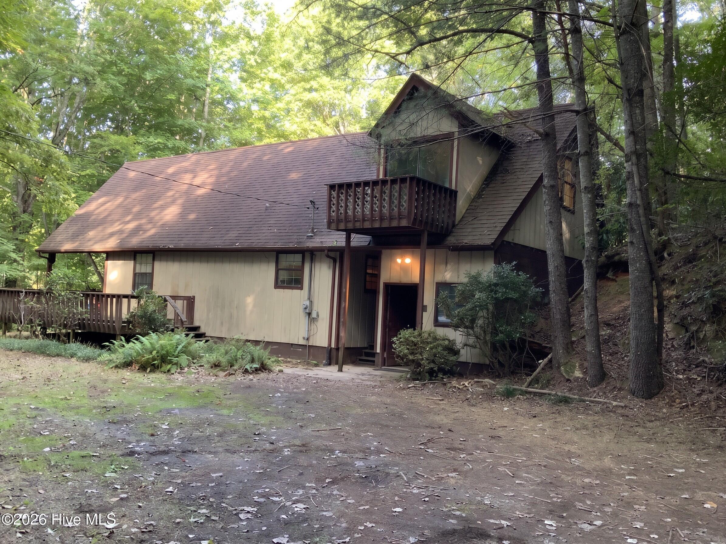 613 Collett Creek Road Property Photo 1