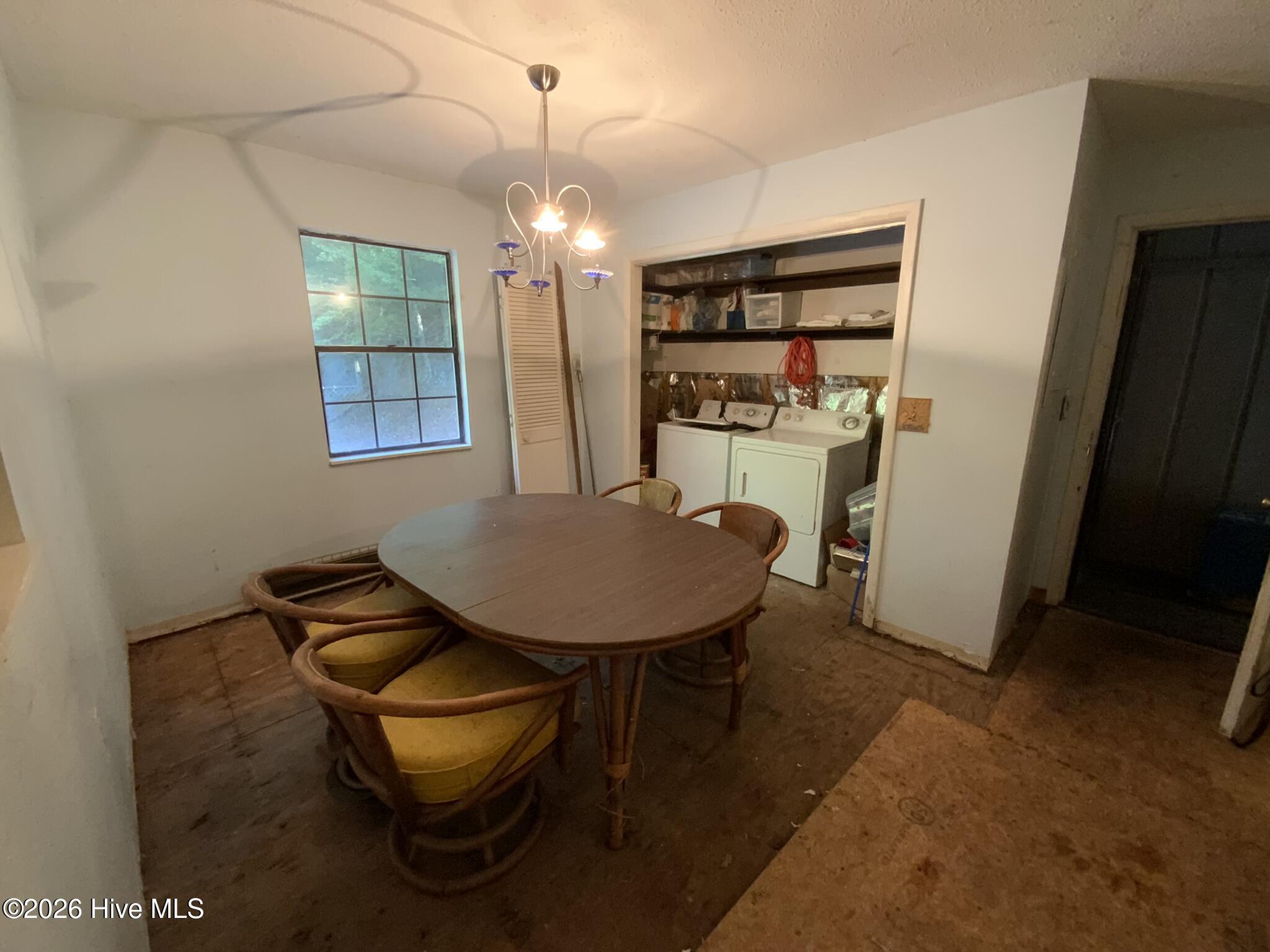 613 Collett Creek Road Property Photo 8