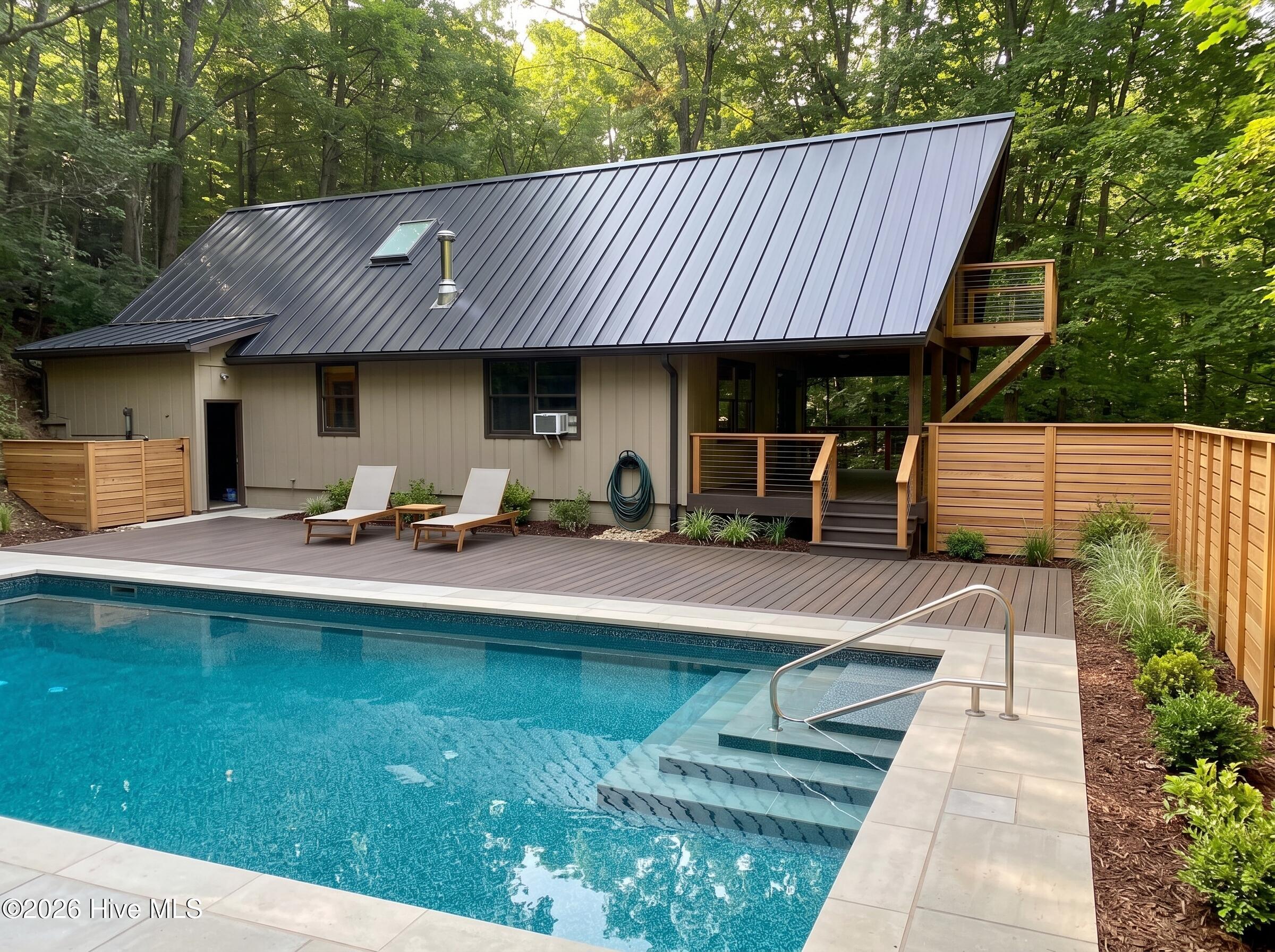 613 Collett Creek Road Property Photo 29