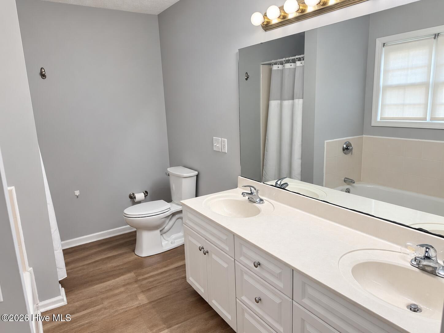 25 Fox Run Road Property Photo 8