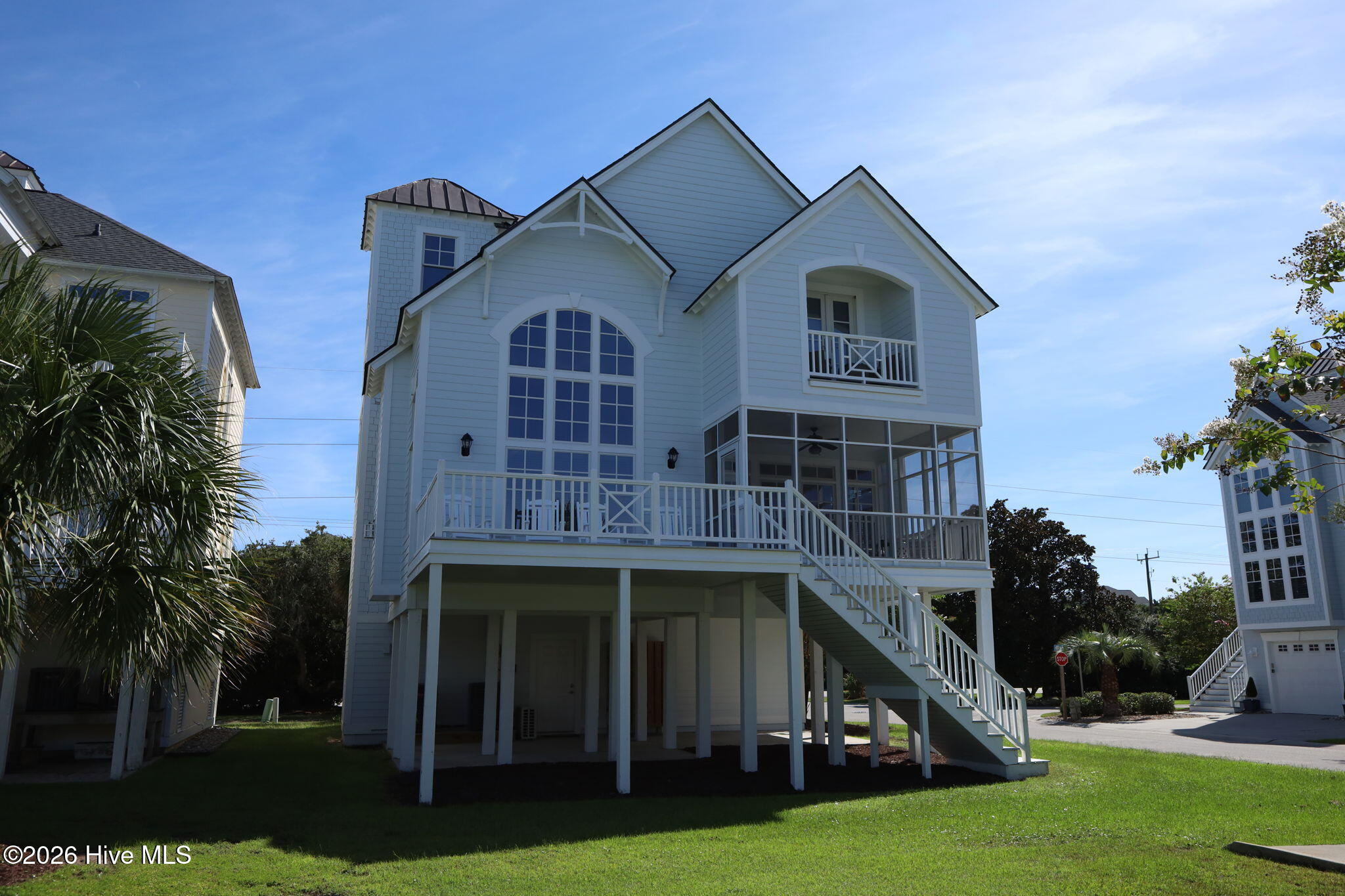 101 Sound Side Drive Property Photo 1