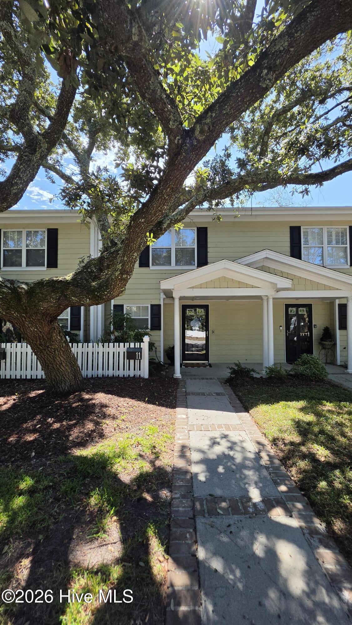 1310 Ann Street Property Photo 6
