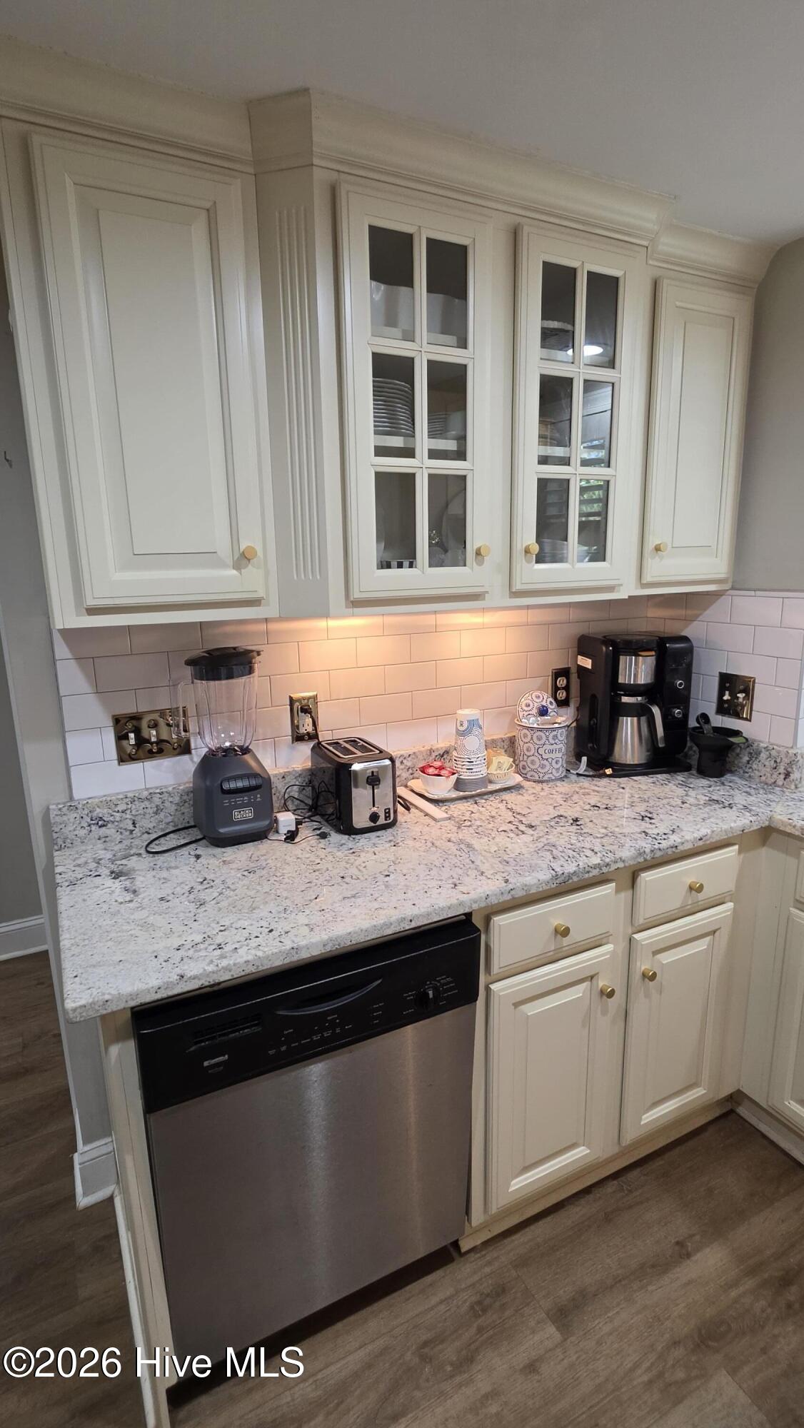 1310 Ann Street Property Photo 17
