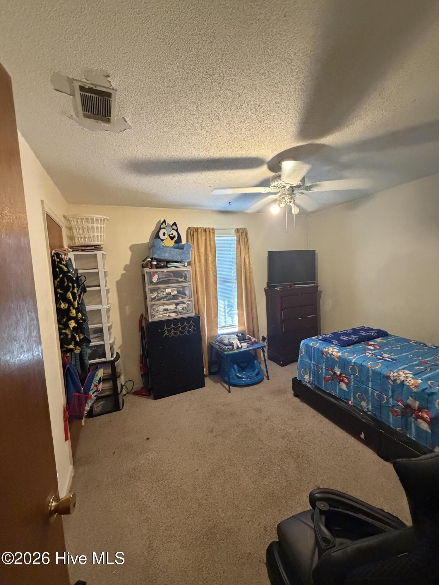 2163 Faircrest Avenue Property Photo 4