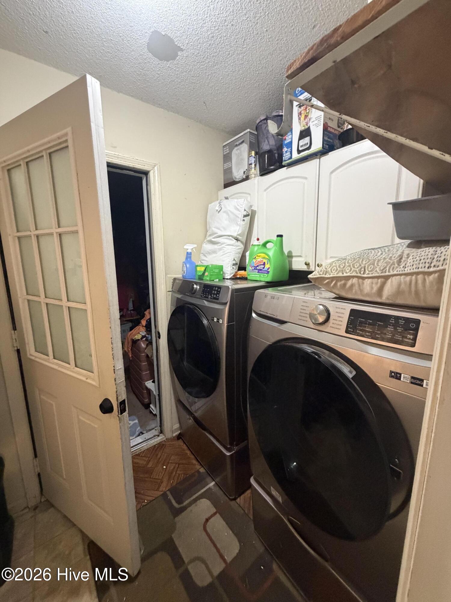2163 Faircrest Avenue Property Photo 12