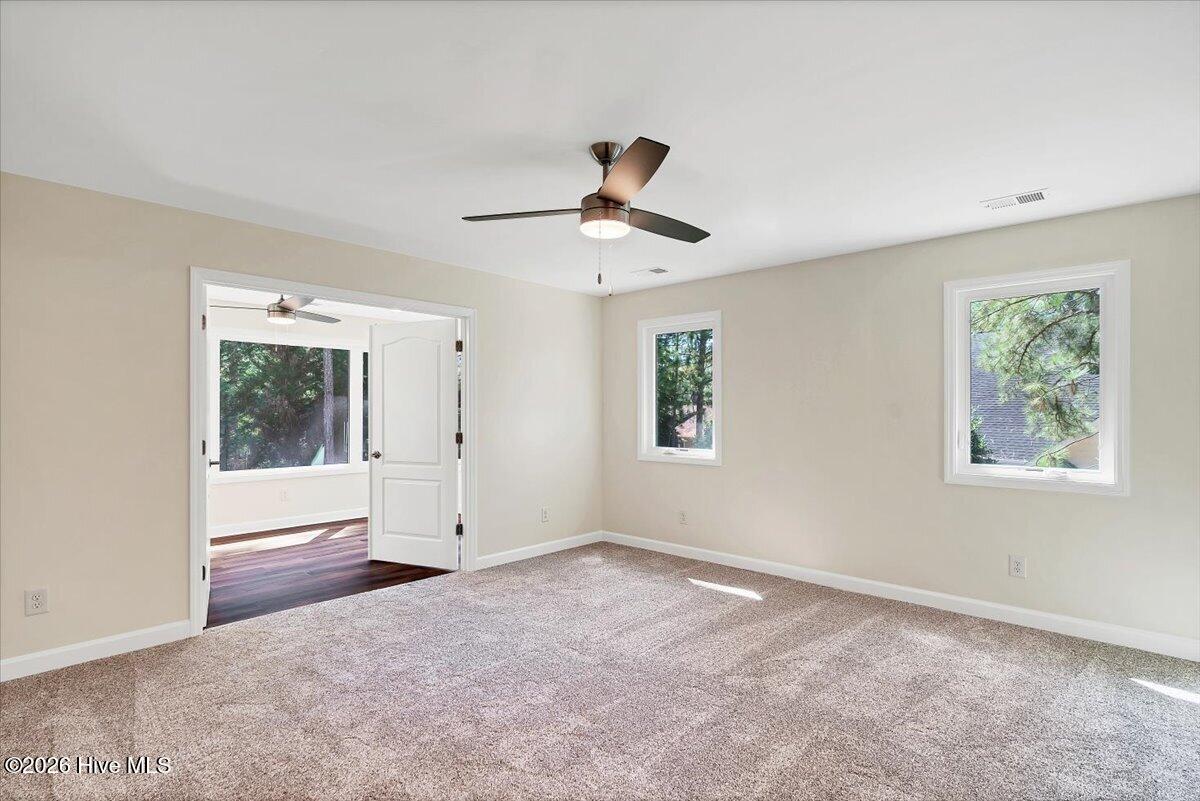 10 Catalpa Lane N Property Photo 29