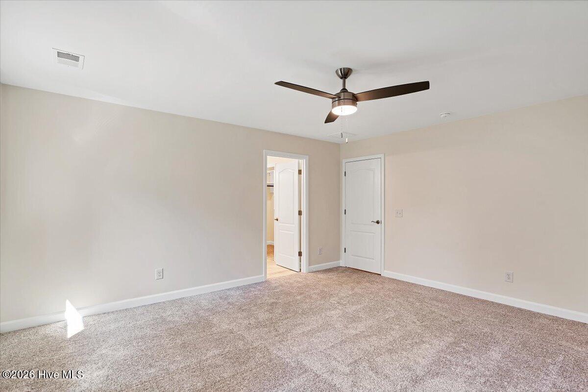 10 Catalpa Lane N Property Photo 30