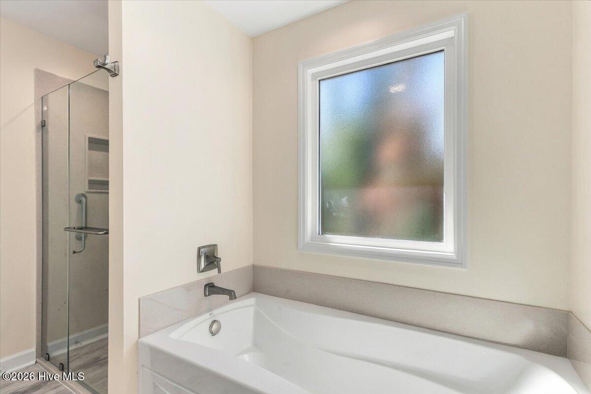 10 Catalpa Lane N Property Photo 35