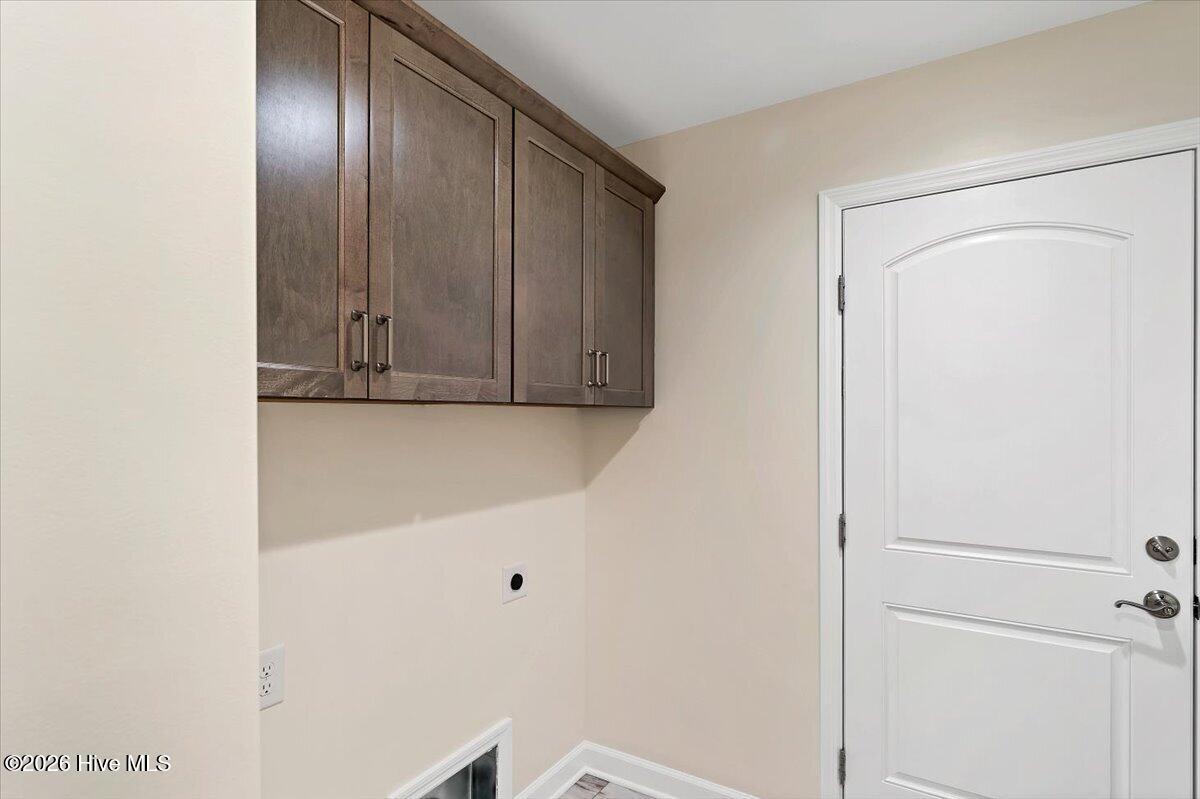 10 Catalpa Lane N Property Photo 37