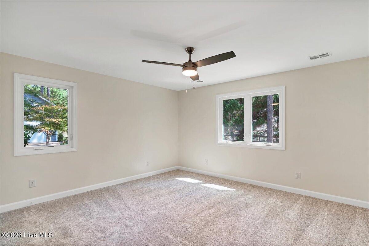 10 Catalpa Lane N Property Photo 39