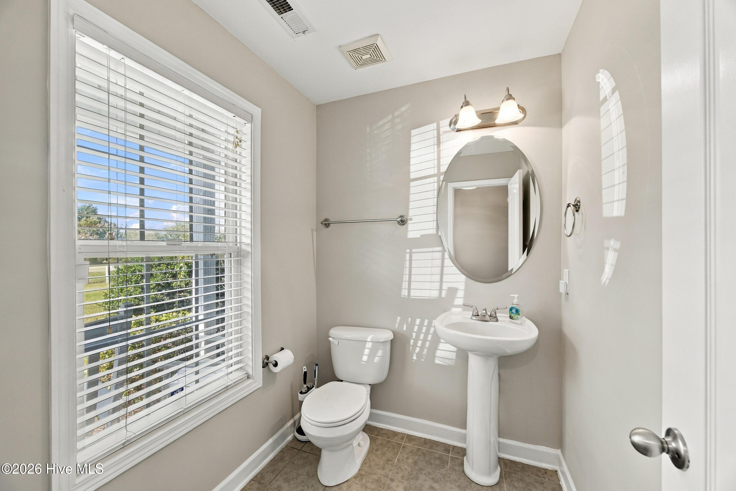 6645 Hillbrook Road Property Photo 4