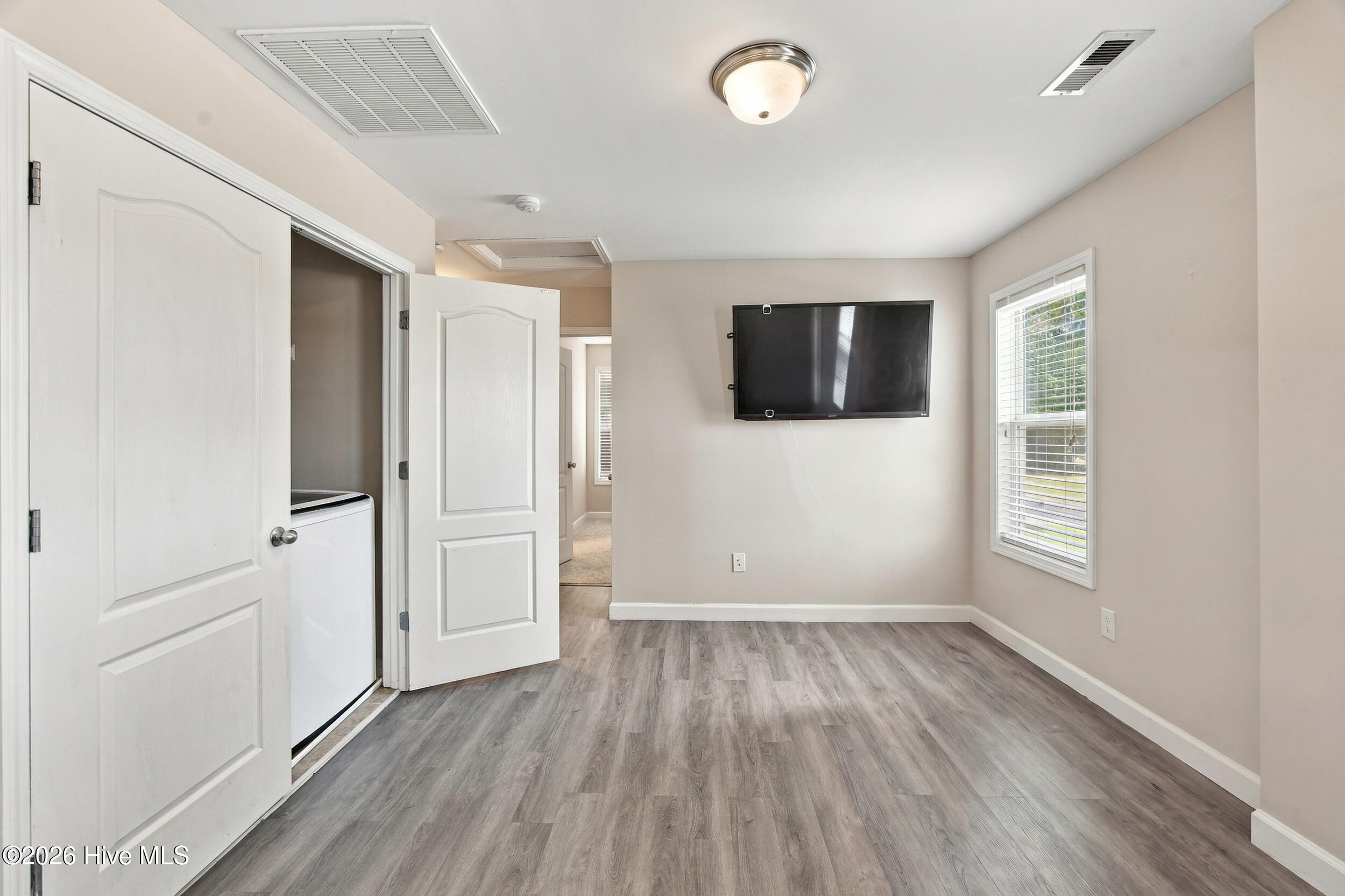 6645 Hillbrook Road Property Photo 14