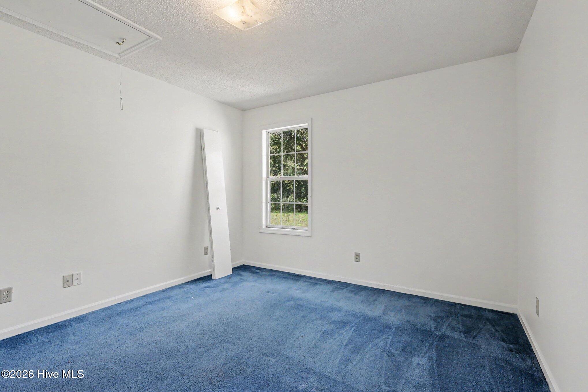 204 Sebastian Way Property Photo 13