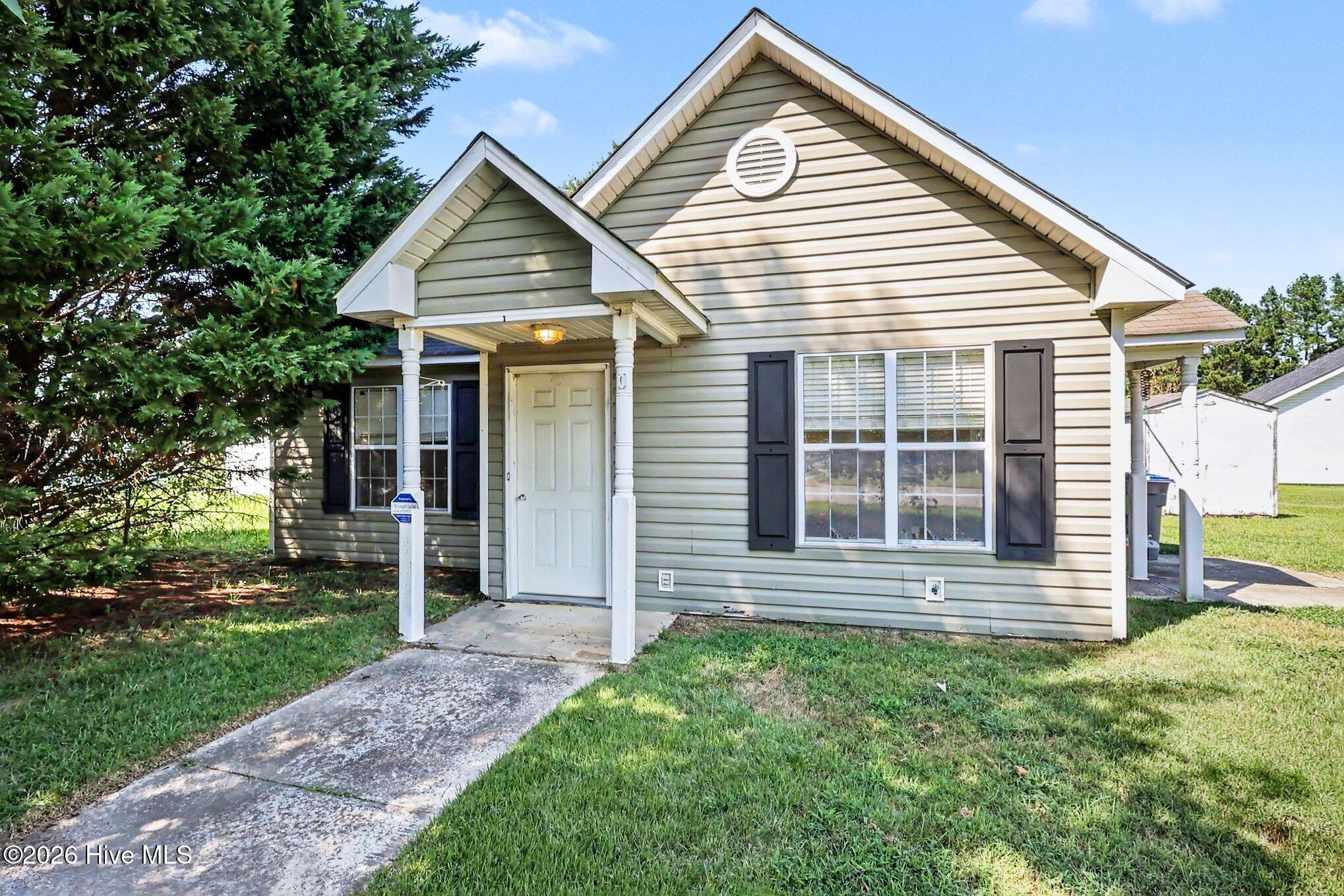 204 Sebastian Way Property Photo 14