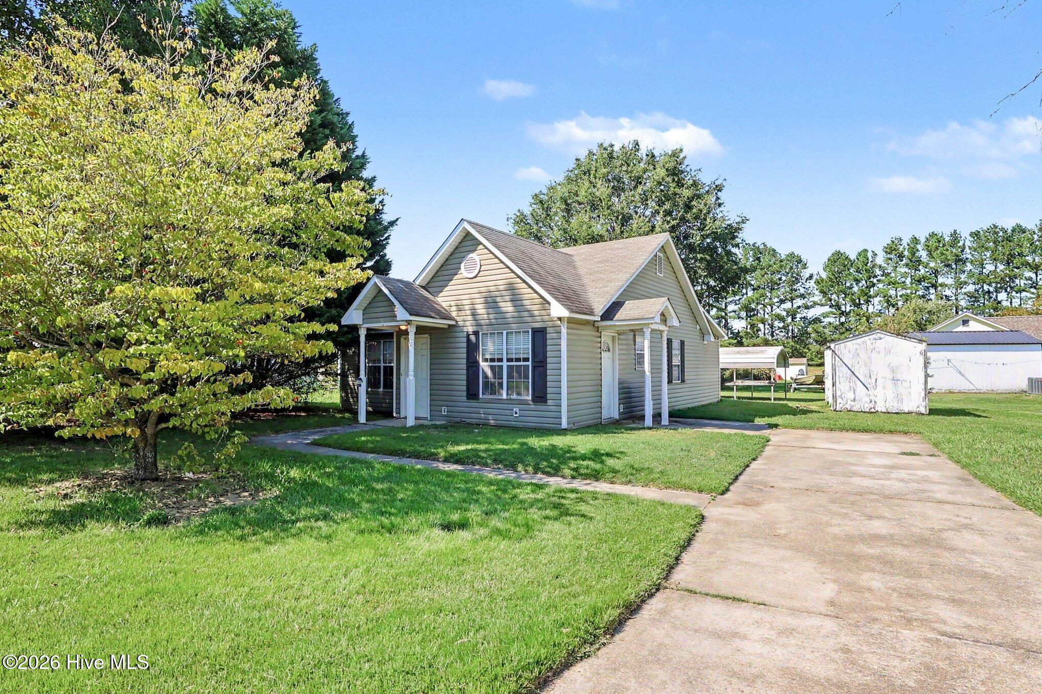 204 Sebastian Way Property Photo 15