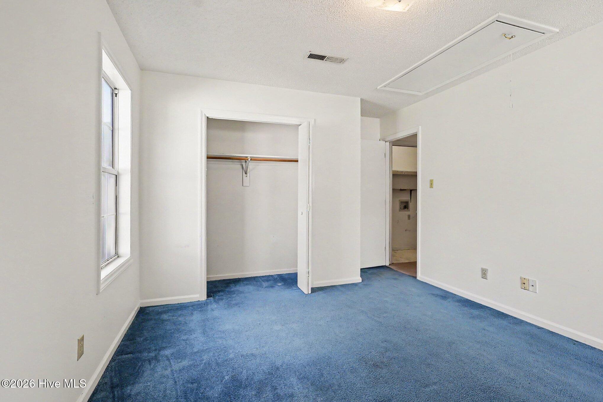 204 Sebastian Way Property Photo 24