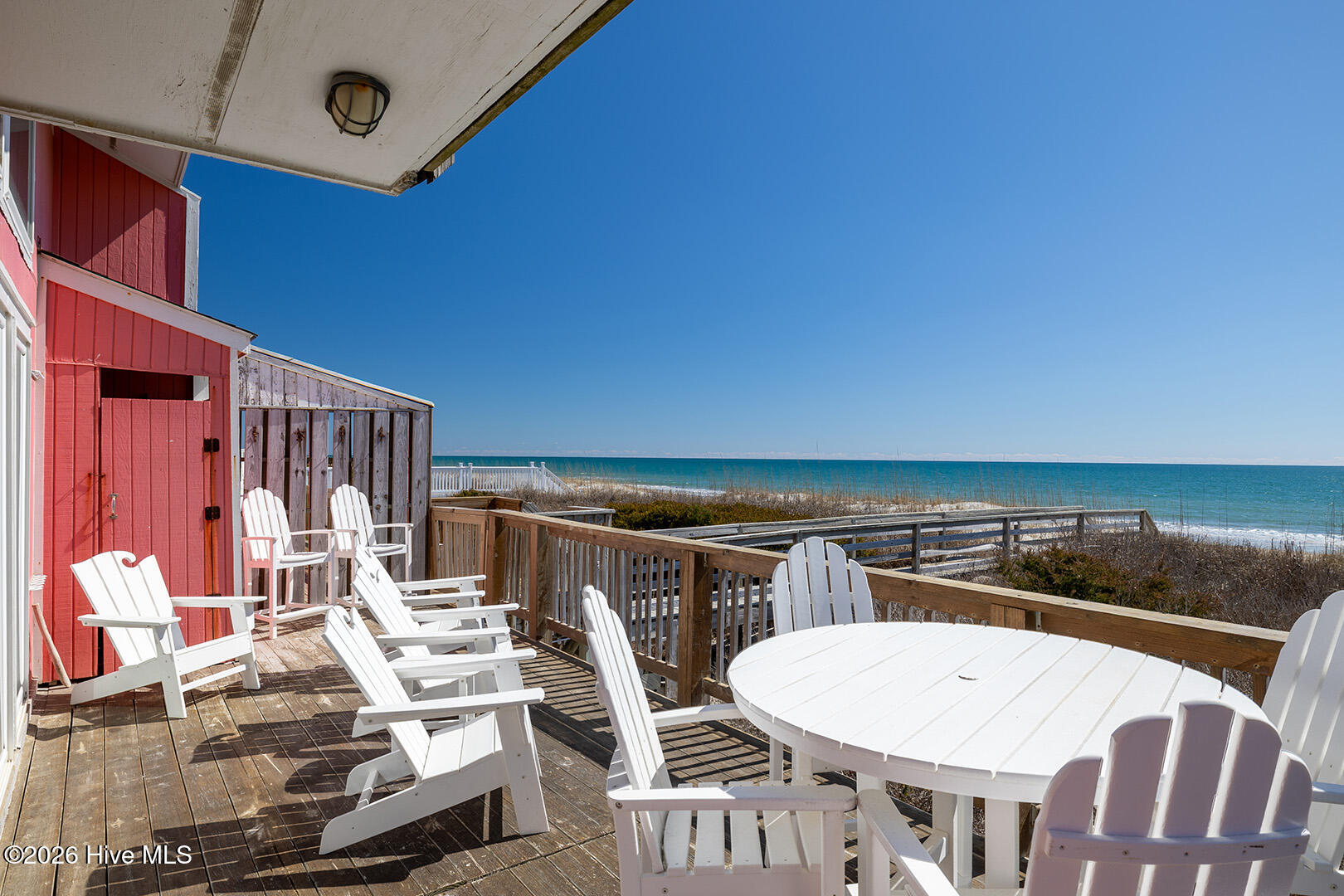 1509 Ocean Drive West Property Photo 3