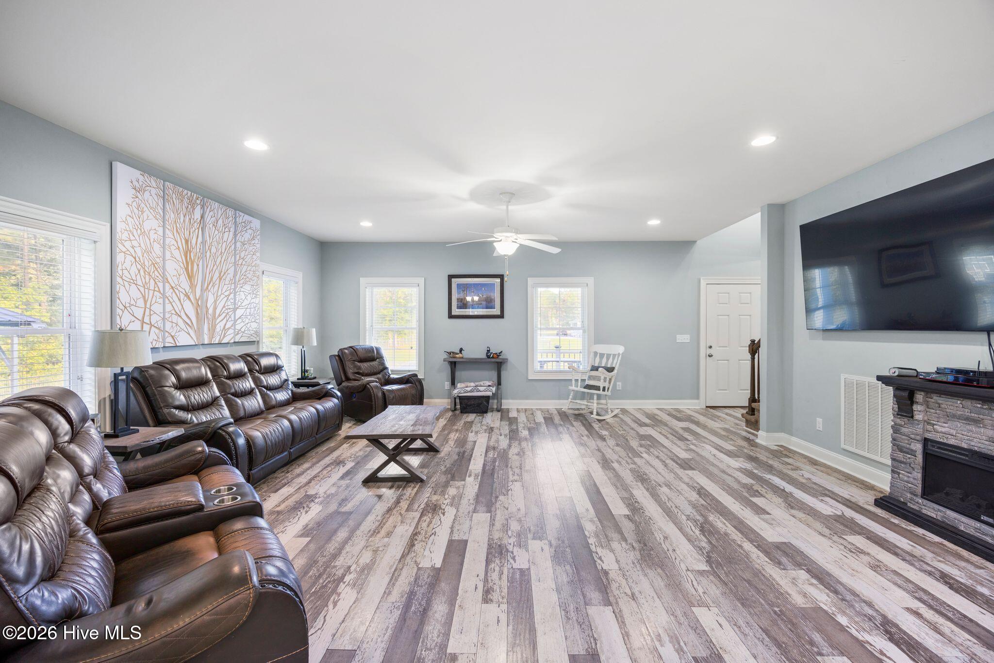 6505 Funston Road Se Property Photo 15