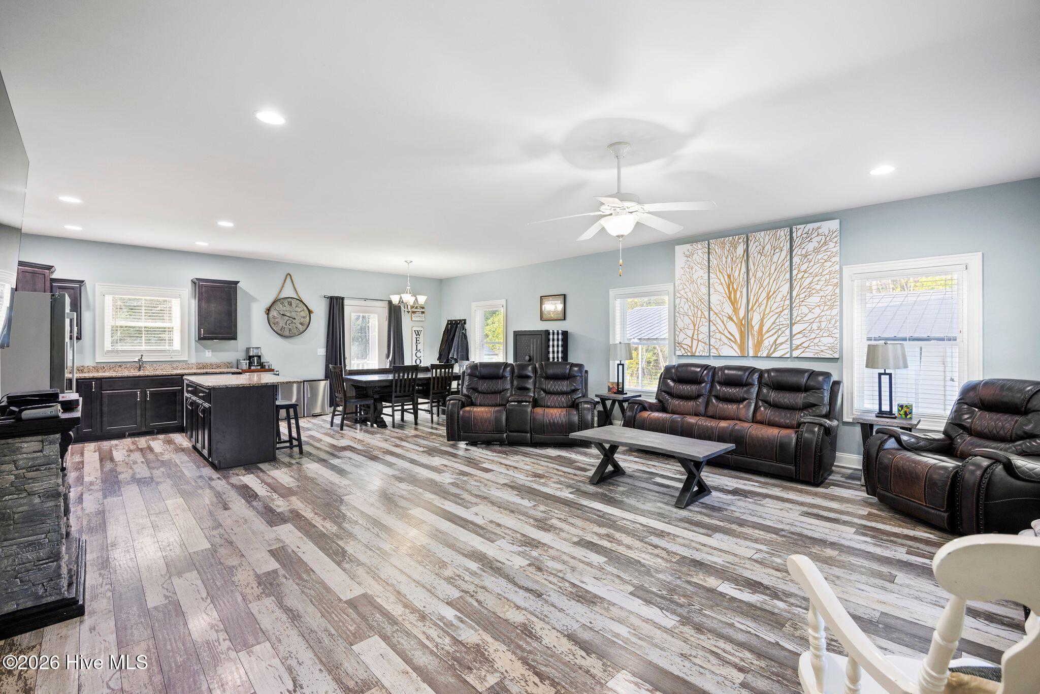 6505 Funston Road Se Property Photo 16