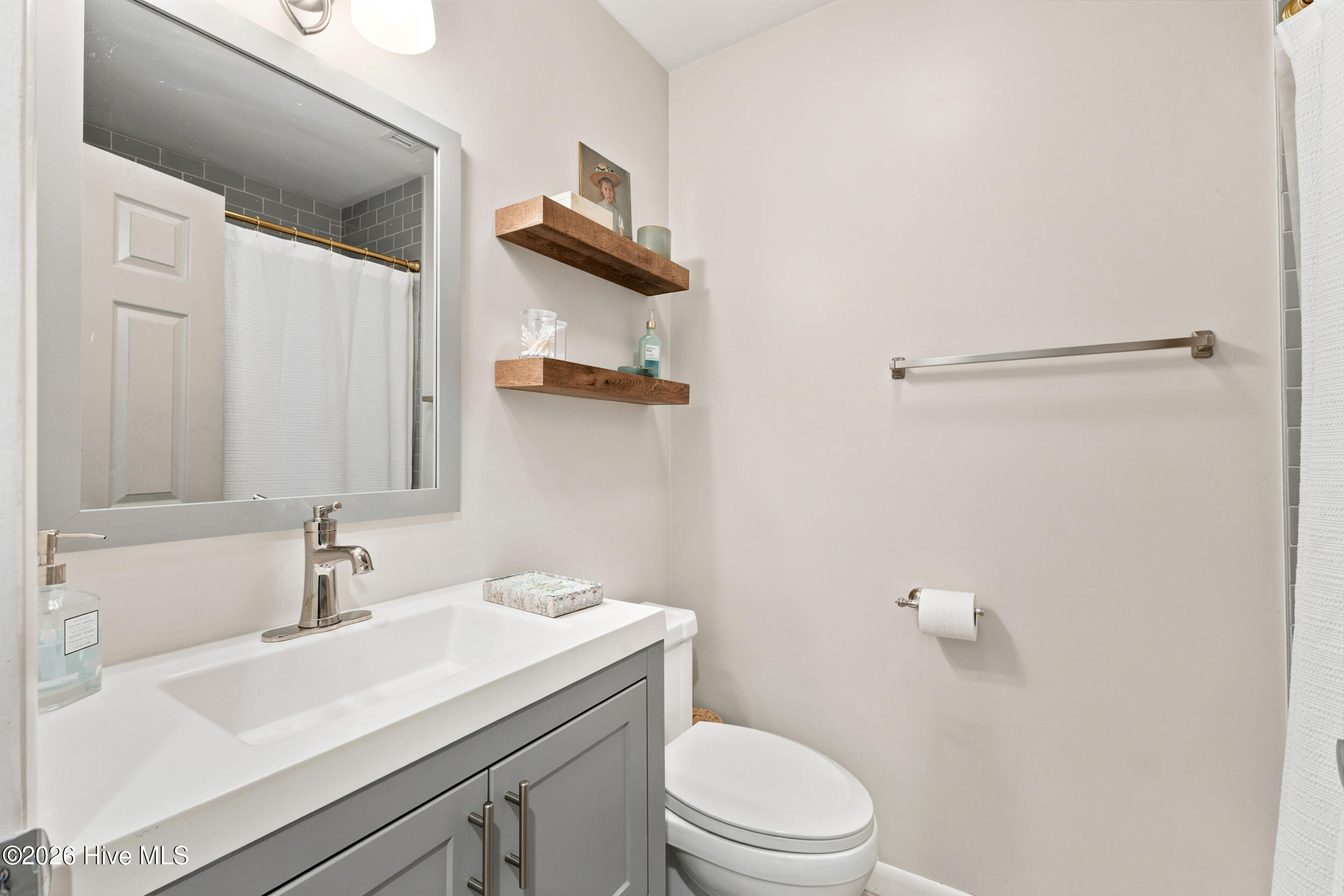 5137 Lord Byron Road Property Photo 25