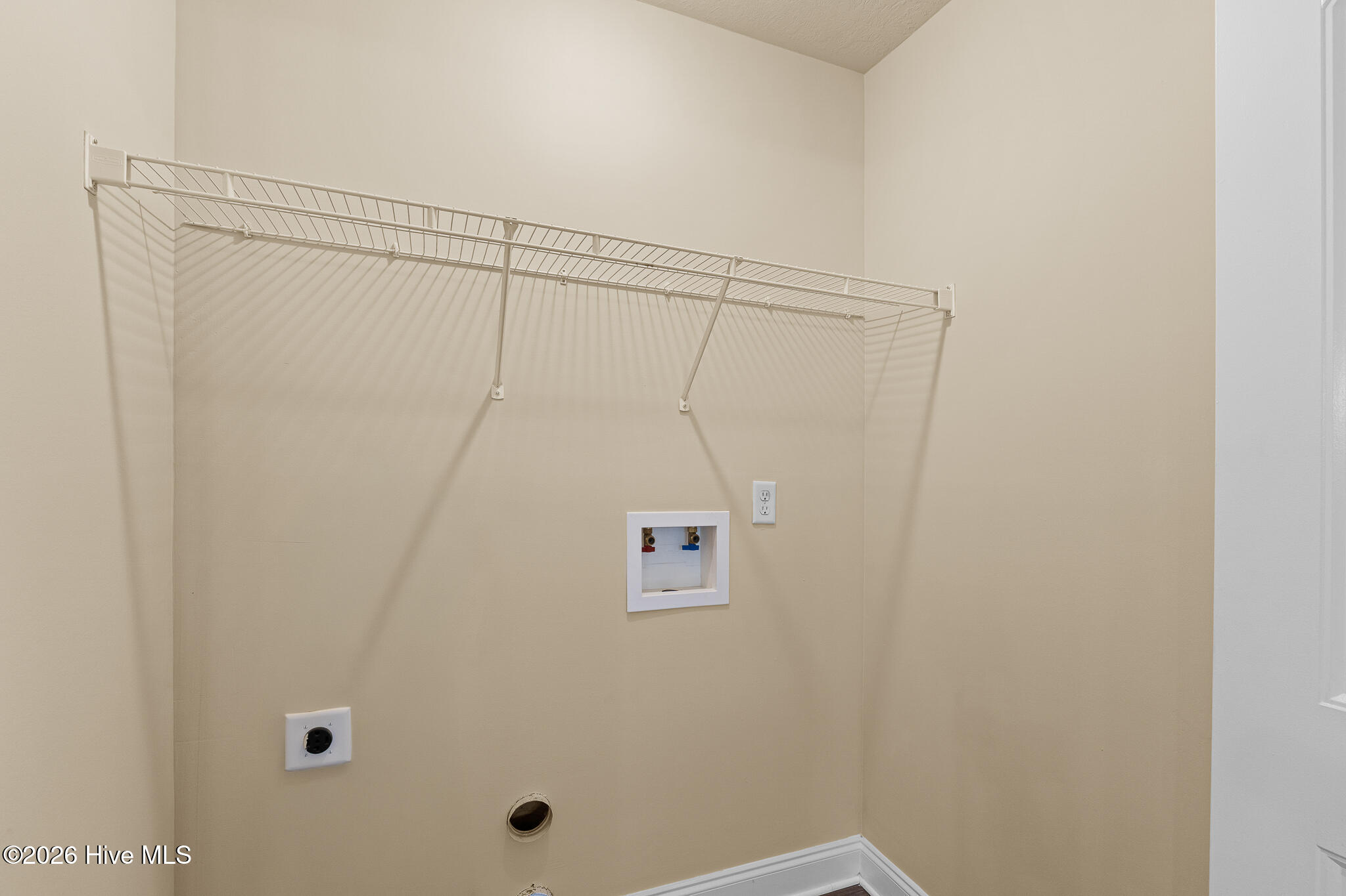 810 Whispering Willow Court Property Photo 17