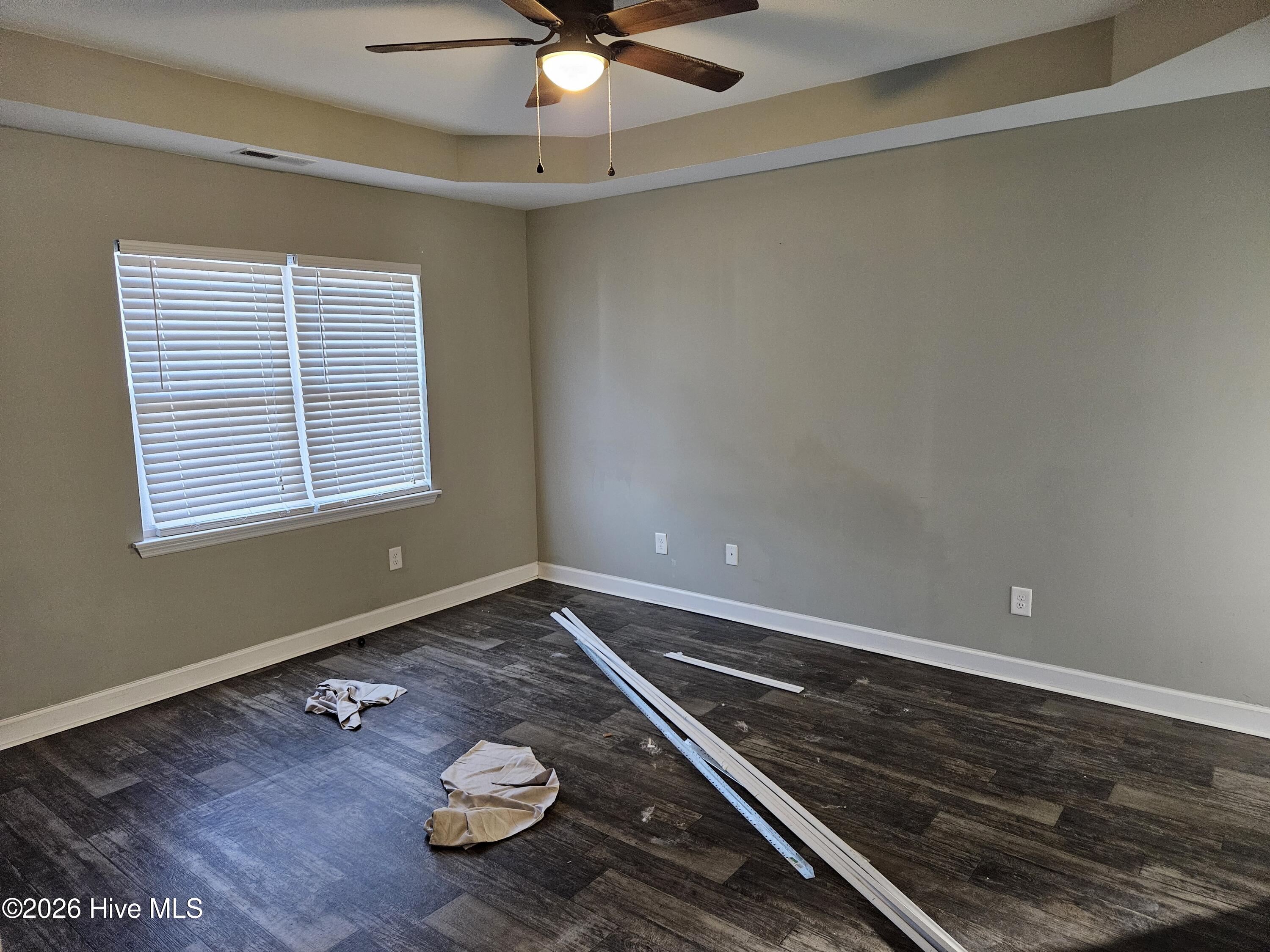 211 Breakwater Drive Property Photo 13