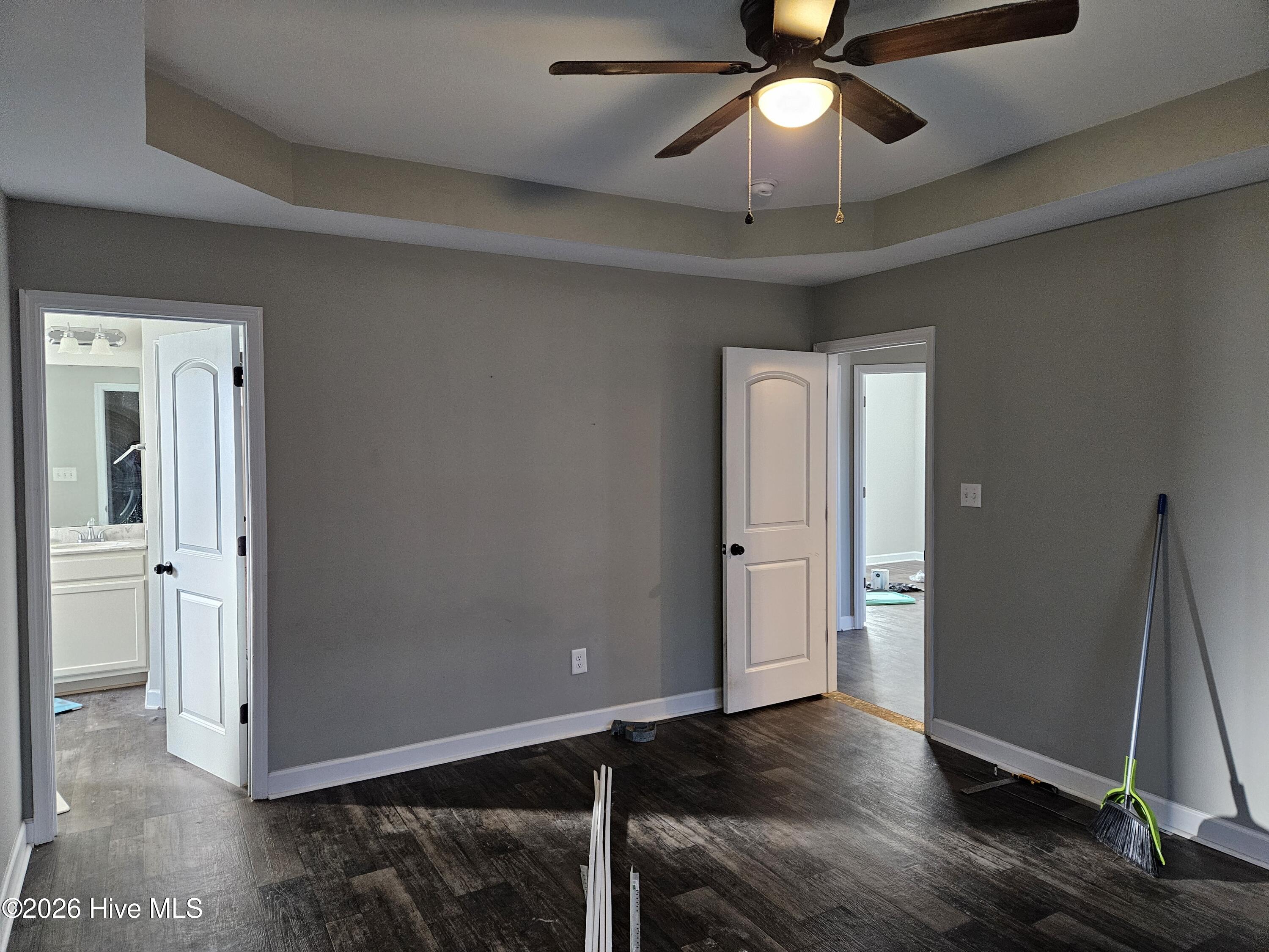 211 Breakwater Drive Property Photo 14