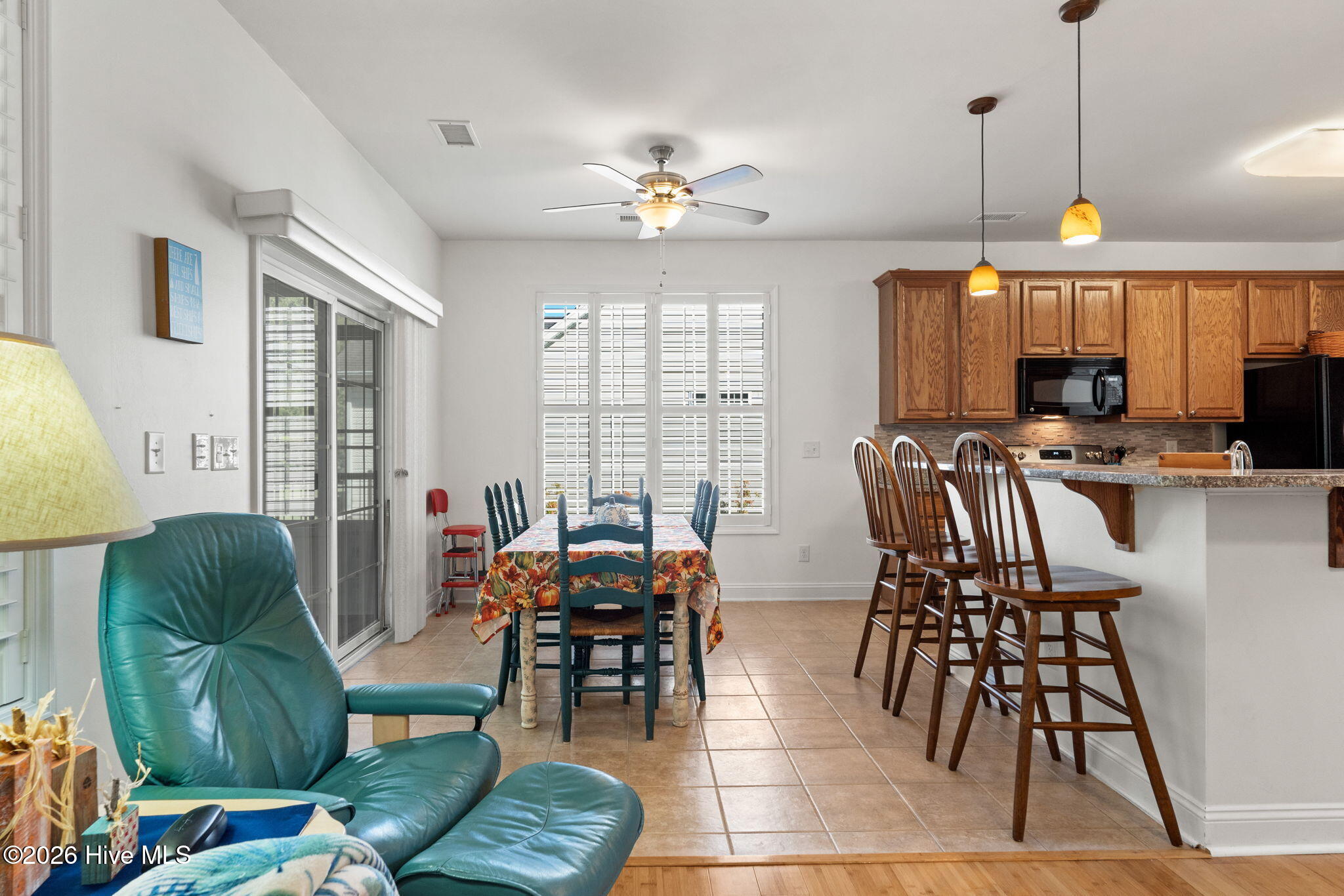 256 Downing Glen Place Property Photo 8