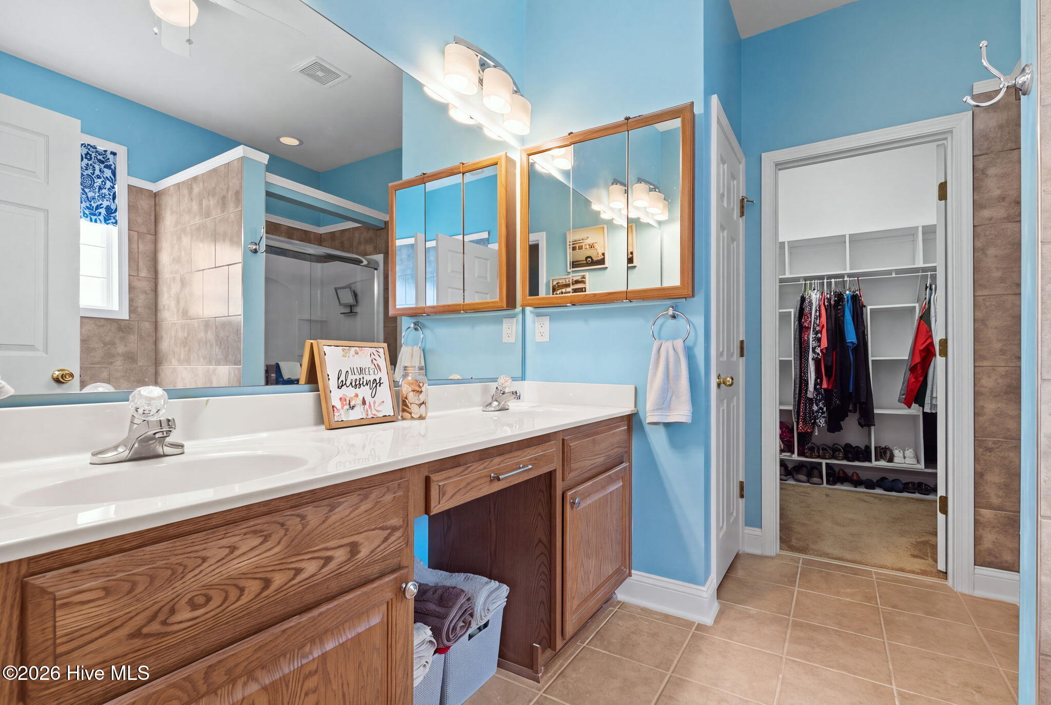 256 Downing Glen Place Property Photo 18