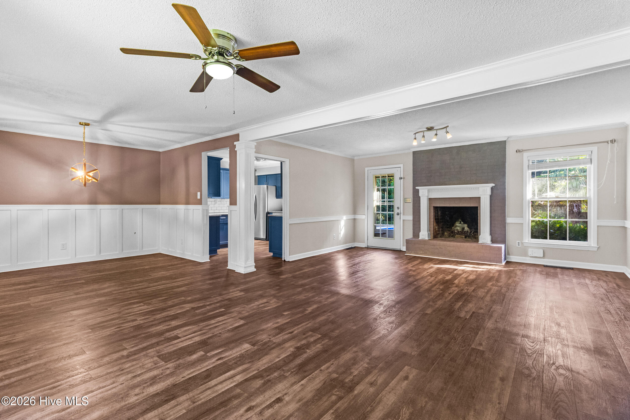 602 Circle Drive Property Photo 3