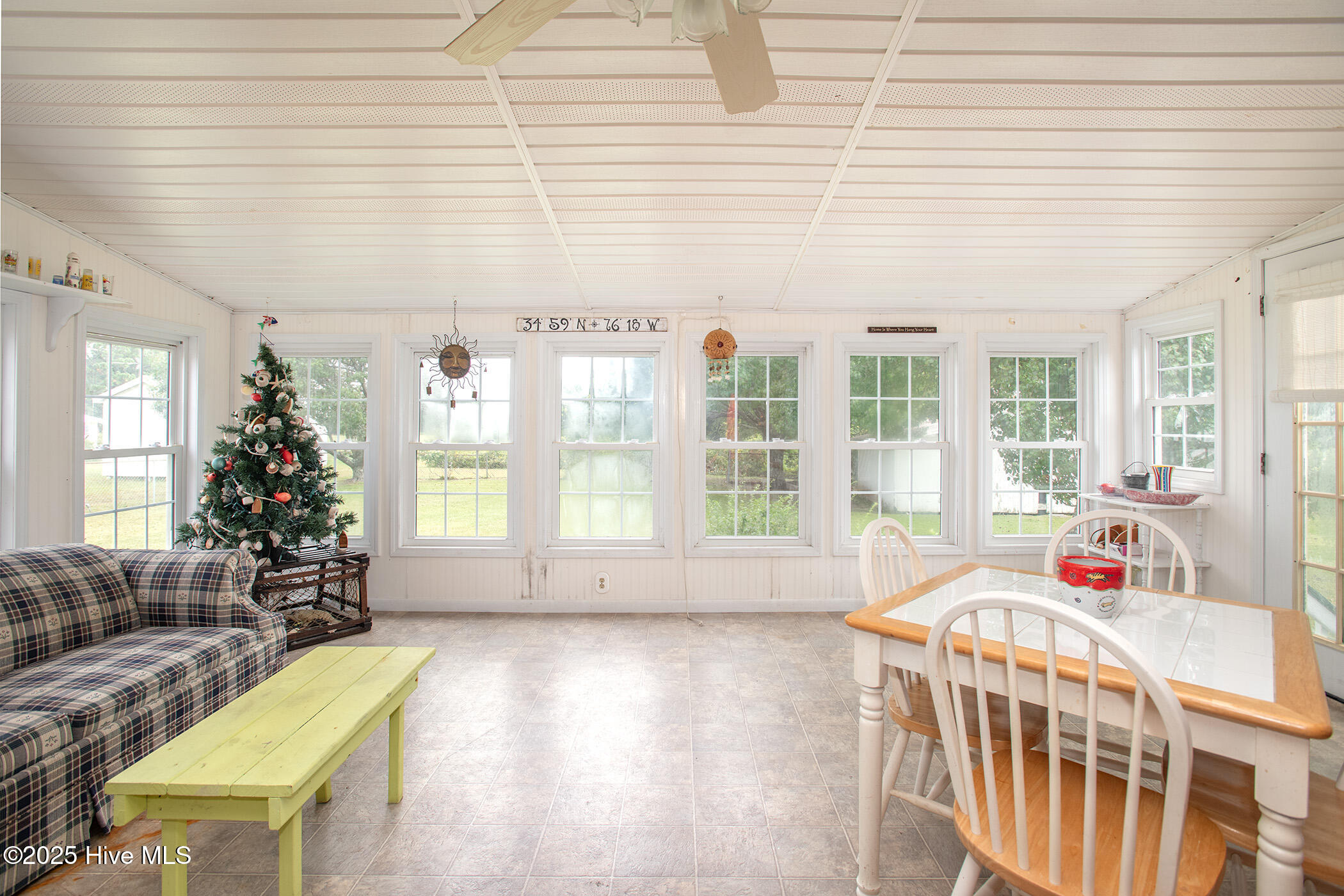 2596 Cedar Island Road Property Photo 18