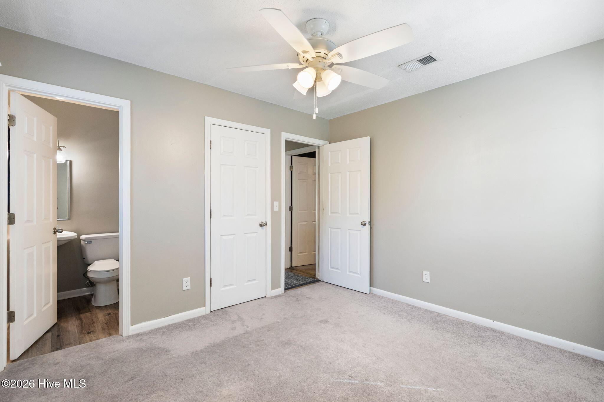 354 Mercer Avenue Property Photo 6