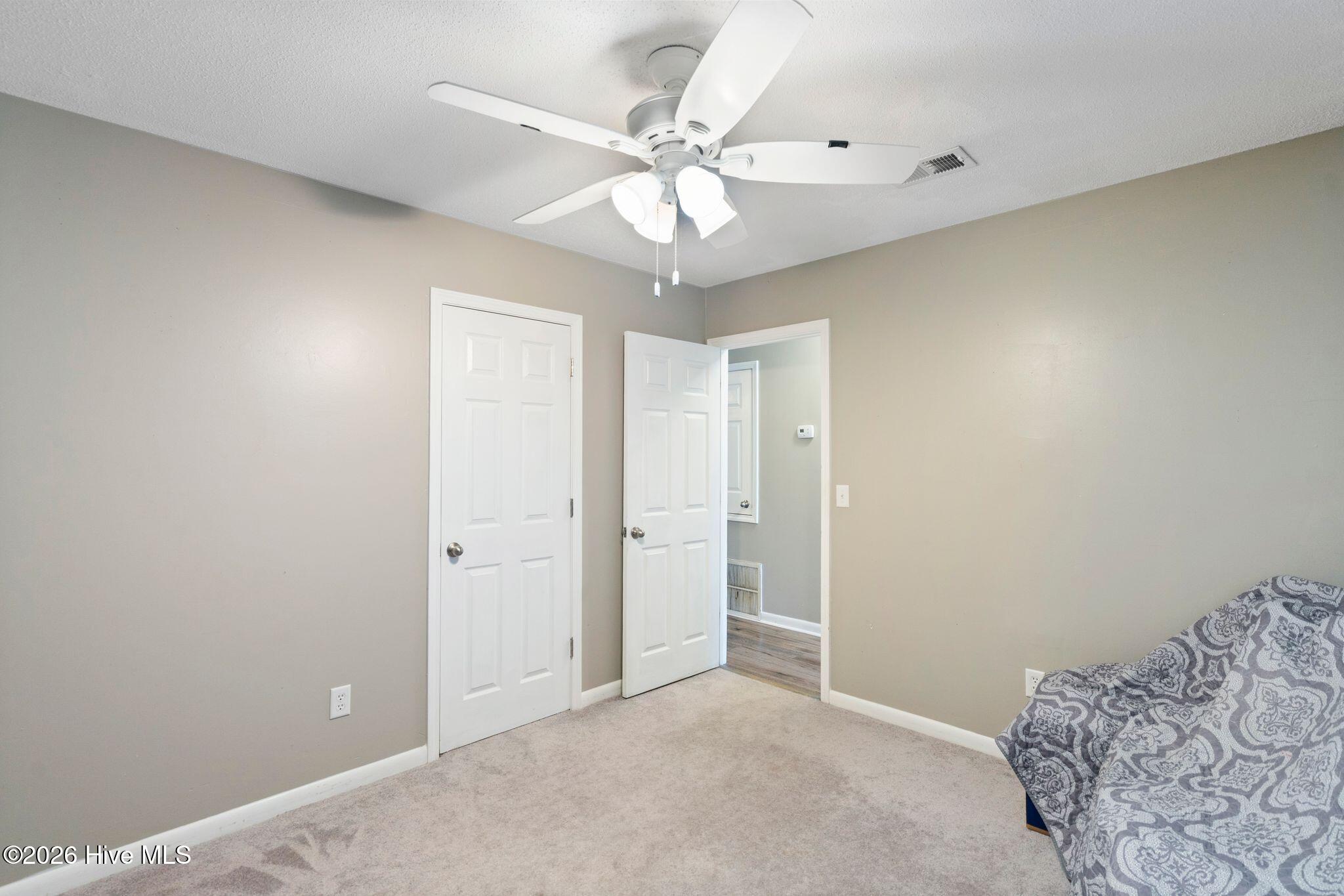 354 Mercer Avenue Property Photo 8