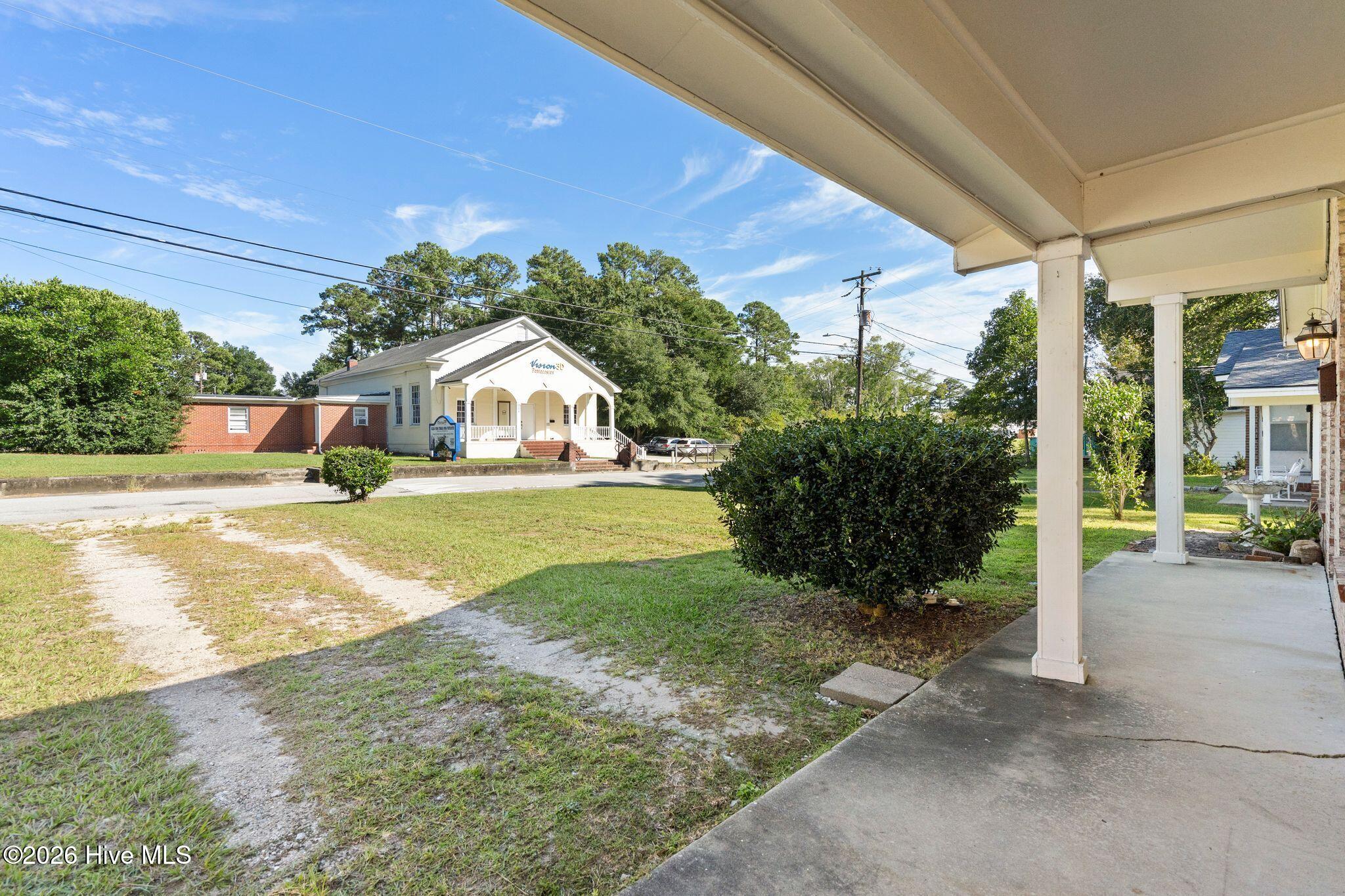 354 Mercer Avenue Property Photo 19