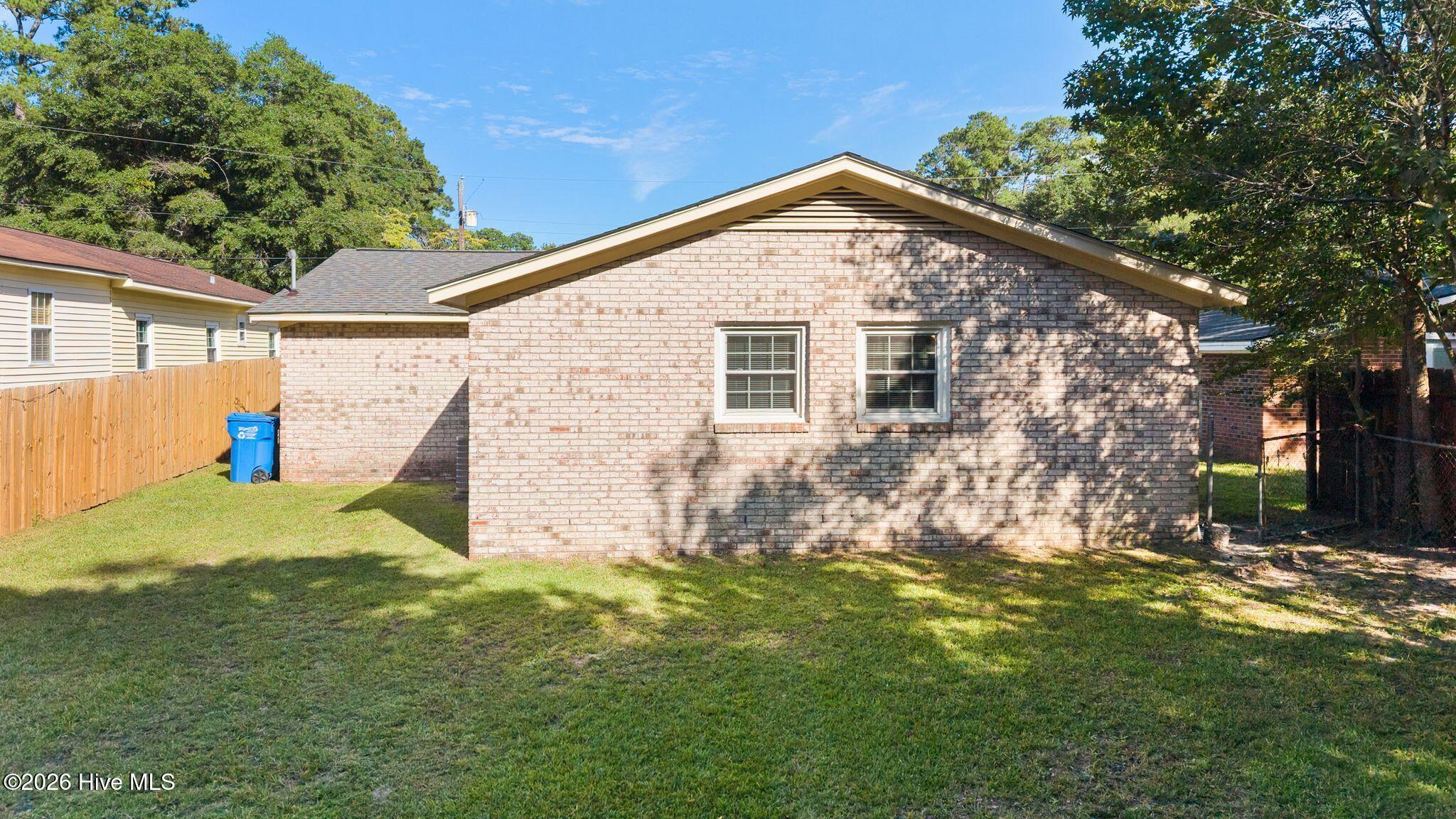 354 Mercer Avenue Property Photo 21