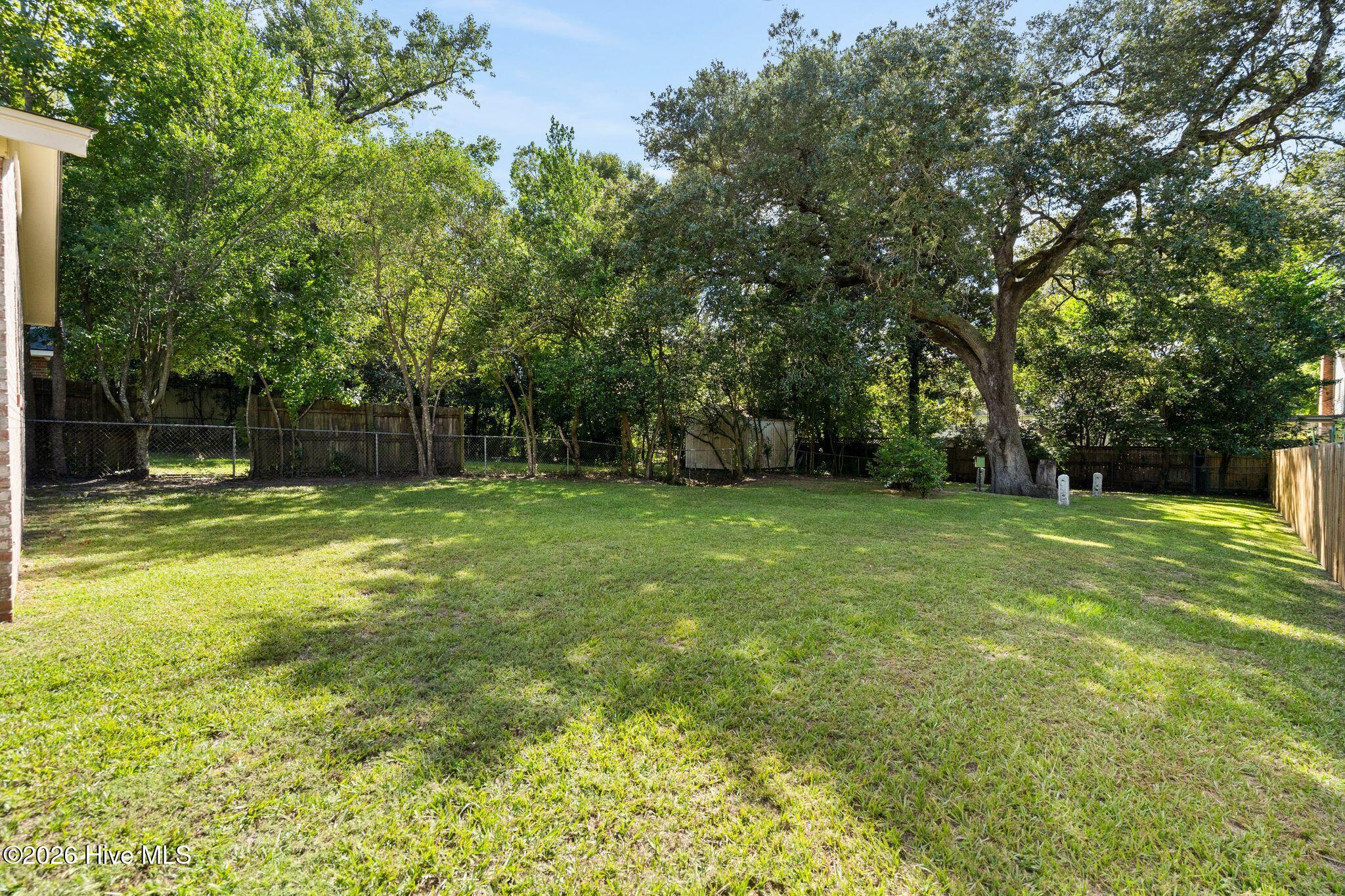 354 Mercer Avenue Property Photo 22