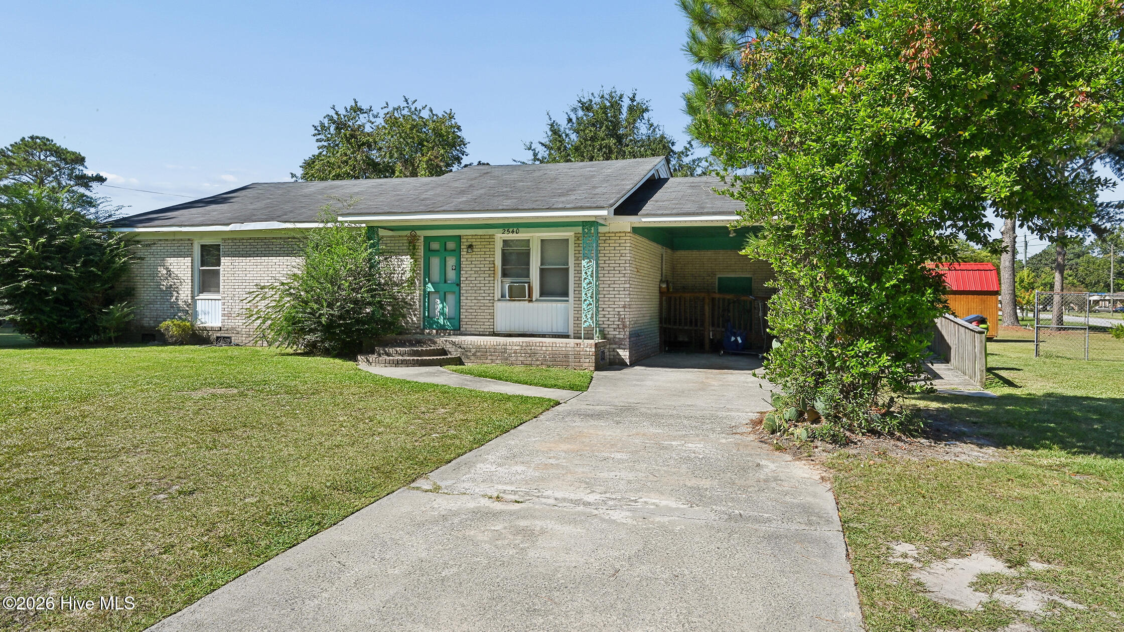 2540 Rosewood Drive Property Photo 3