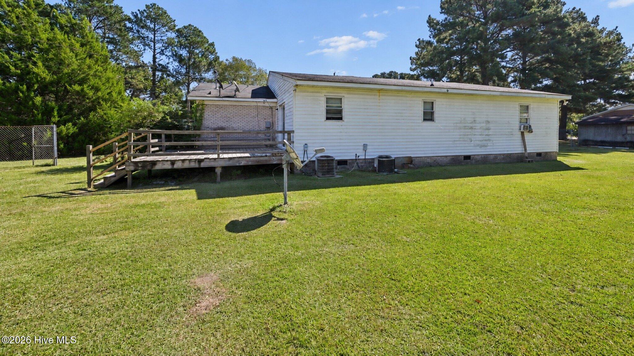 2540 Rosewood Drive Property Photo 7