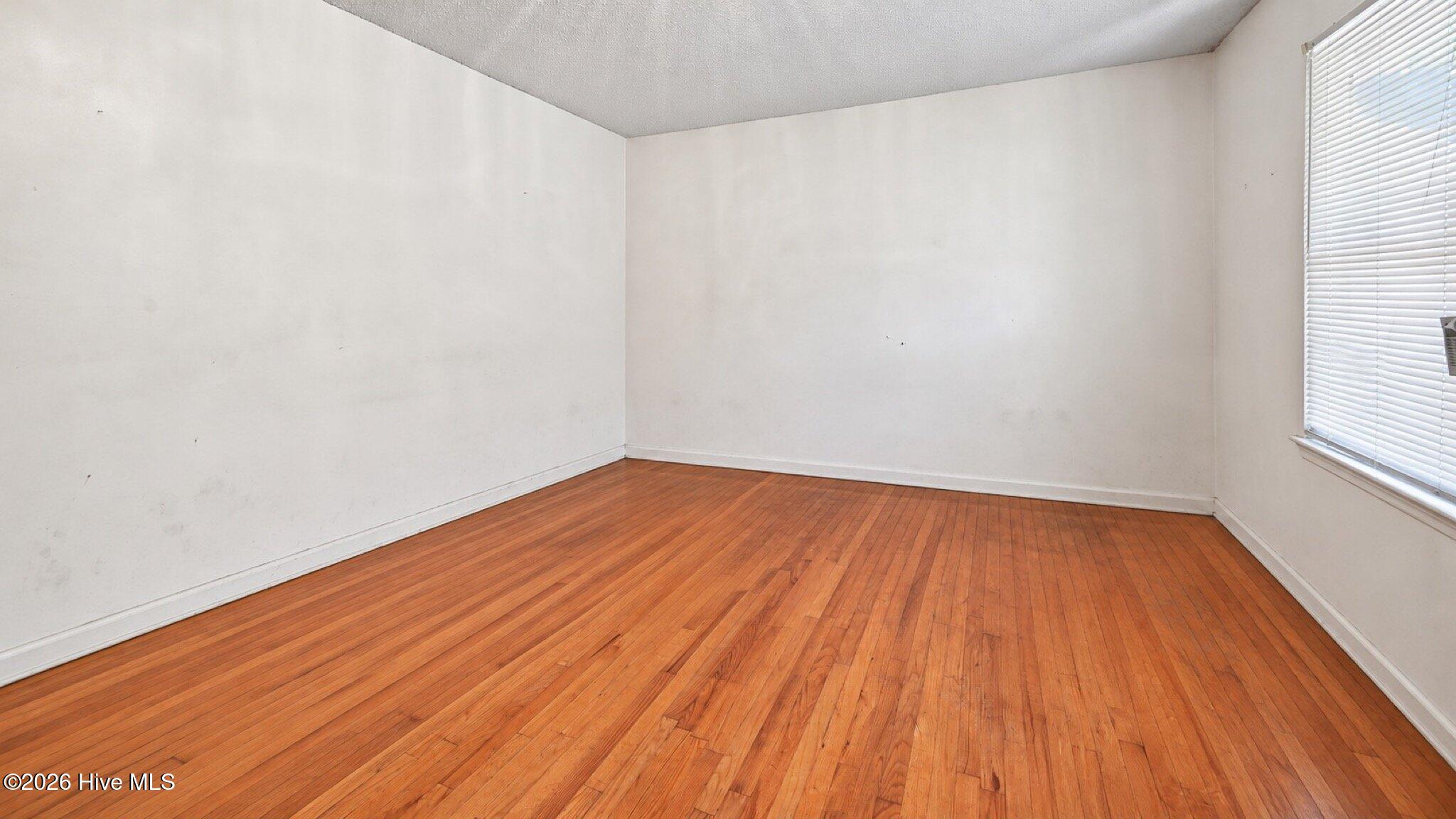 2540 Rosewood Drive Property Photo 9