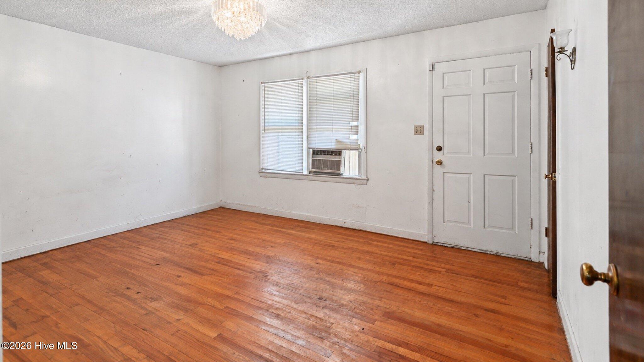 2540 Rosewood Drive Property Photo 10